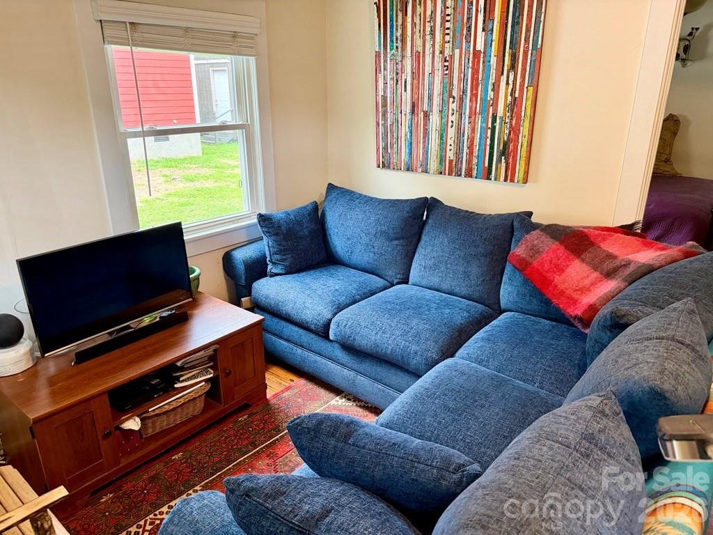 27 Bartlett Street Property Photo 4