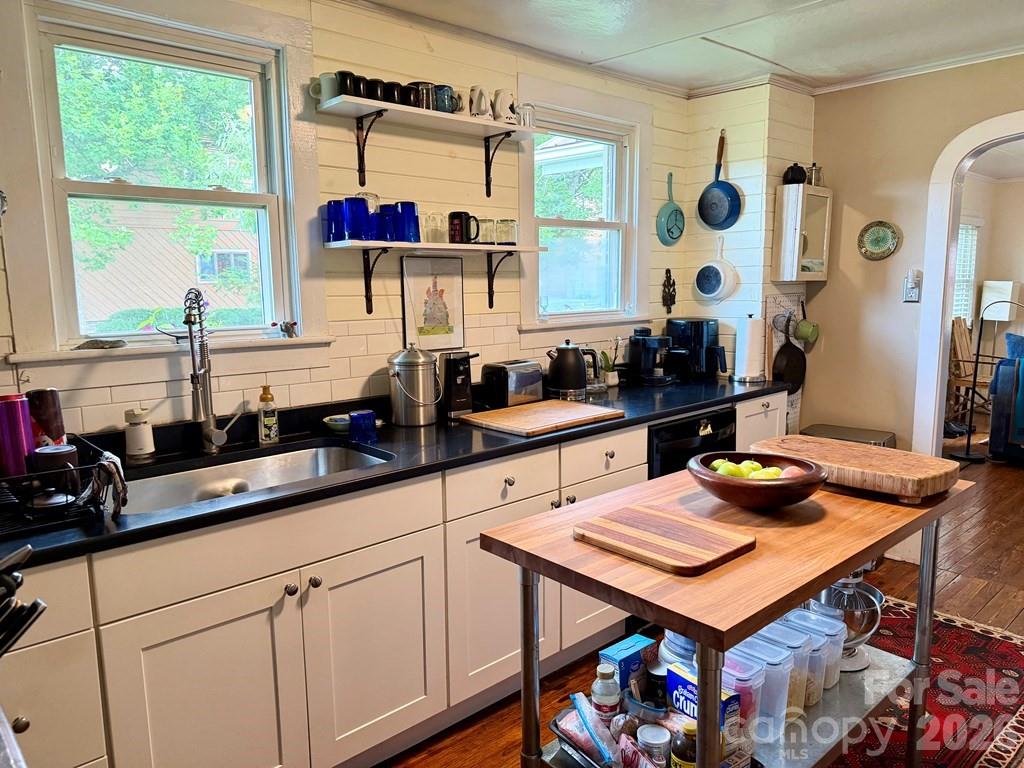 27 Bartlett Street Property Photo 8