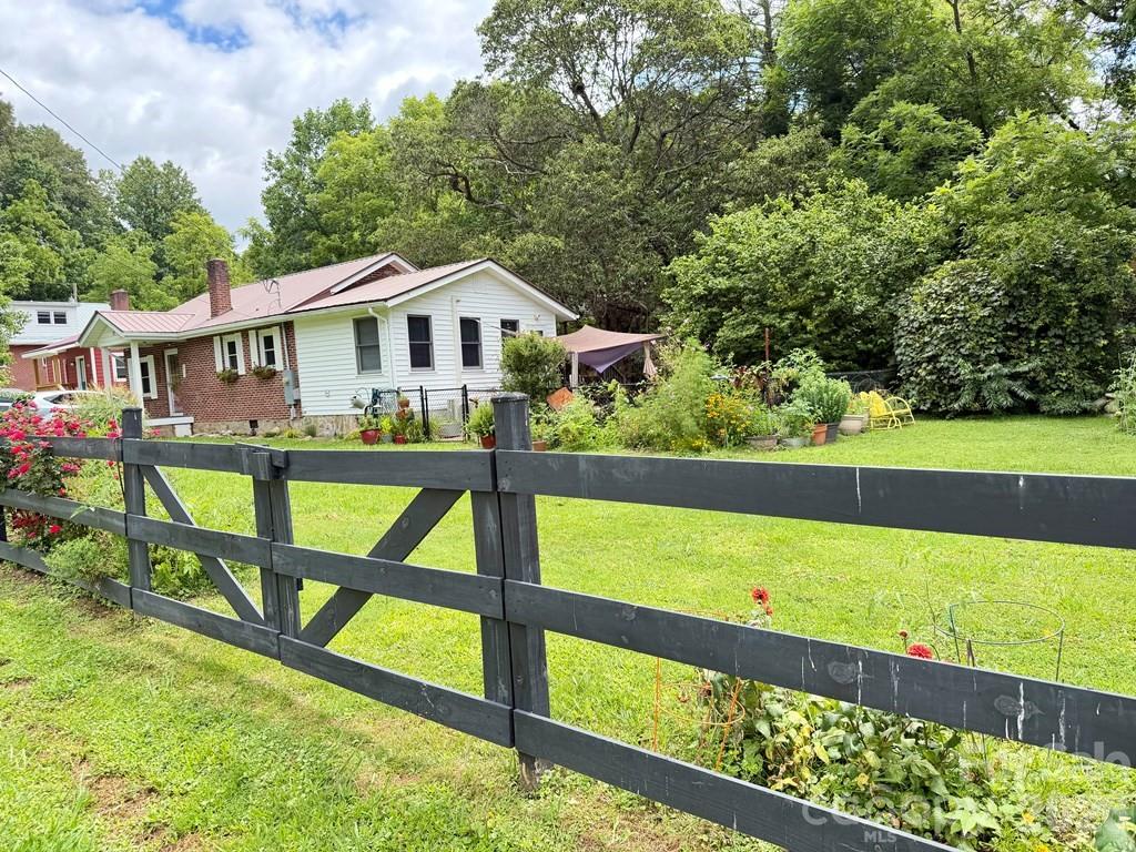 27 Bartlett Street Property Photo 34