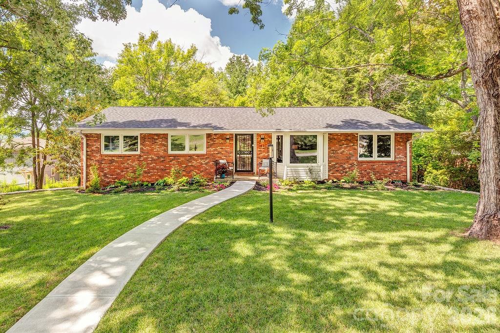 47 Deerwood Drive Property Photo 1