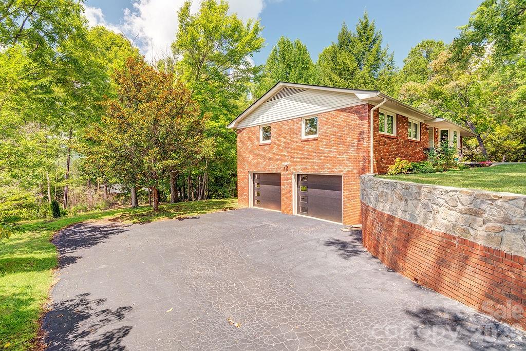 47 Deerwood Drive Property Photo 34