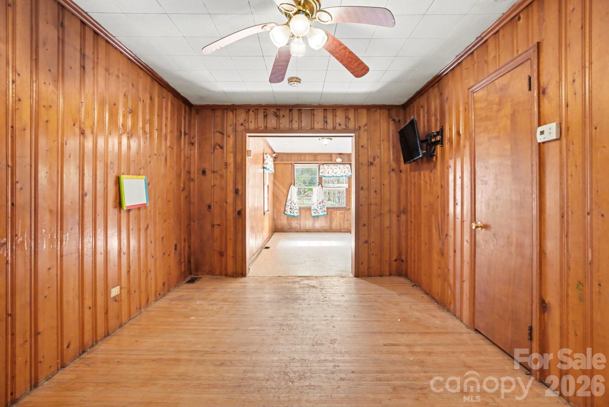 105 Shelton Circle Property Photo 7