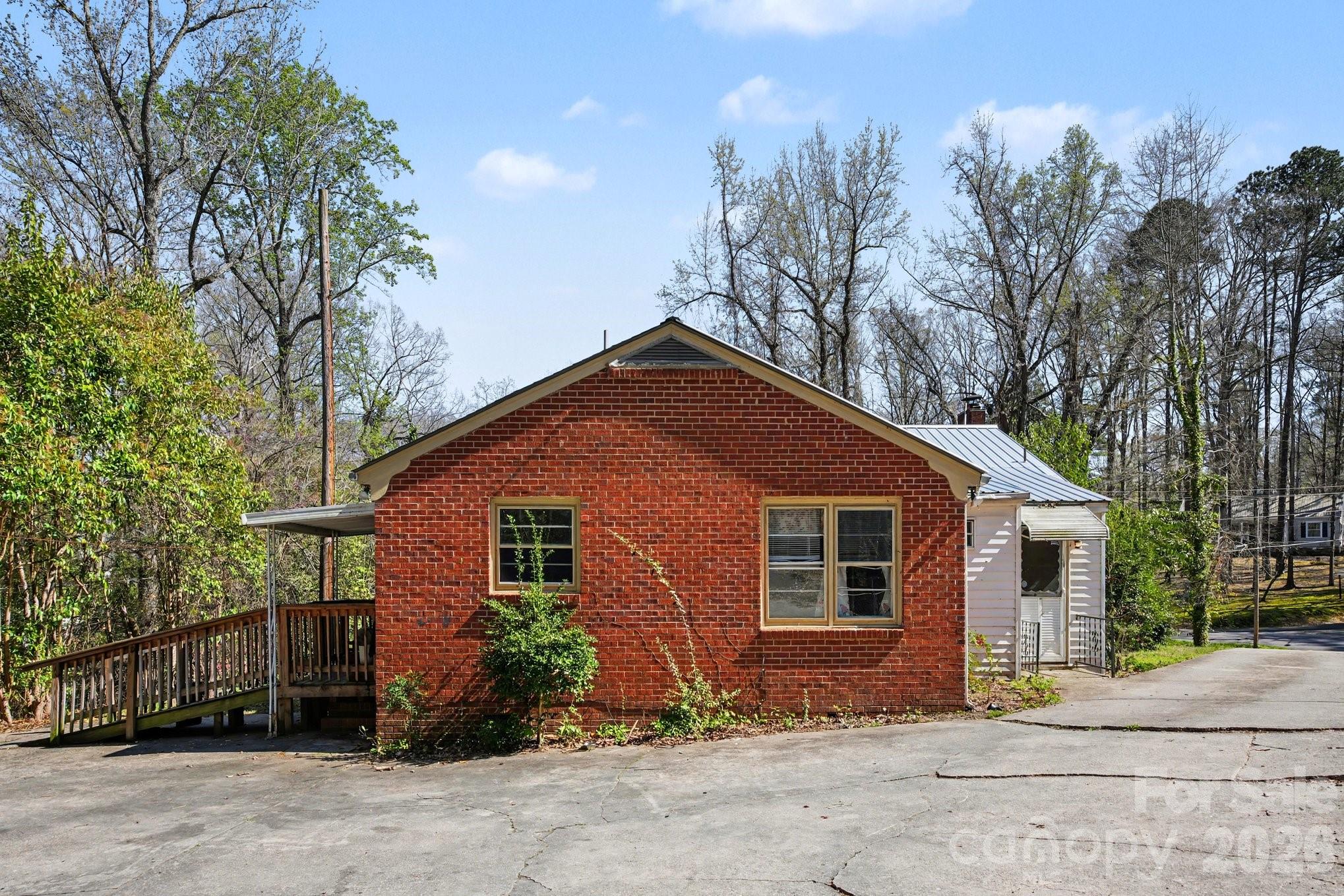105 Shelton Circle Property Photo 23
