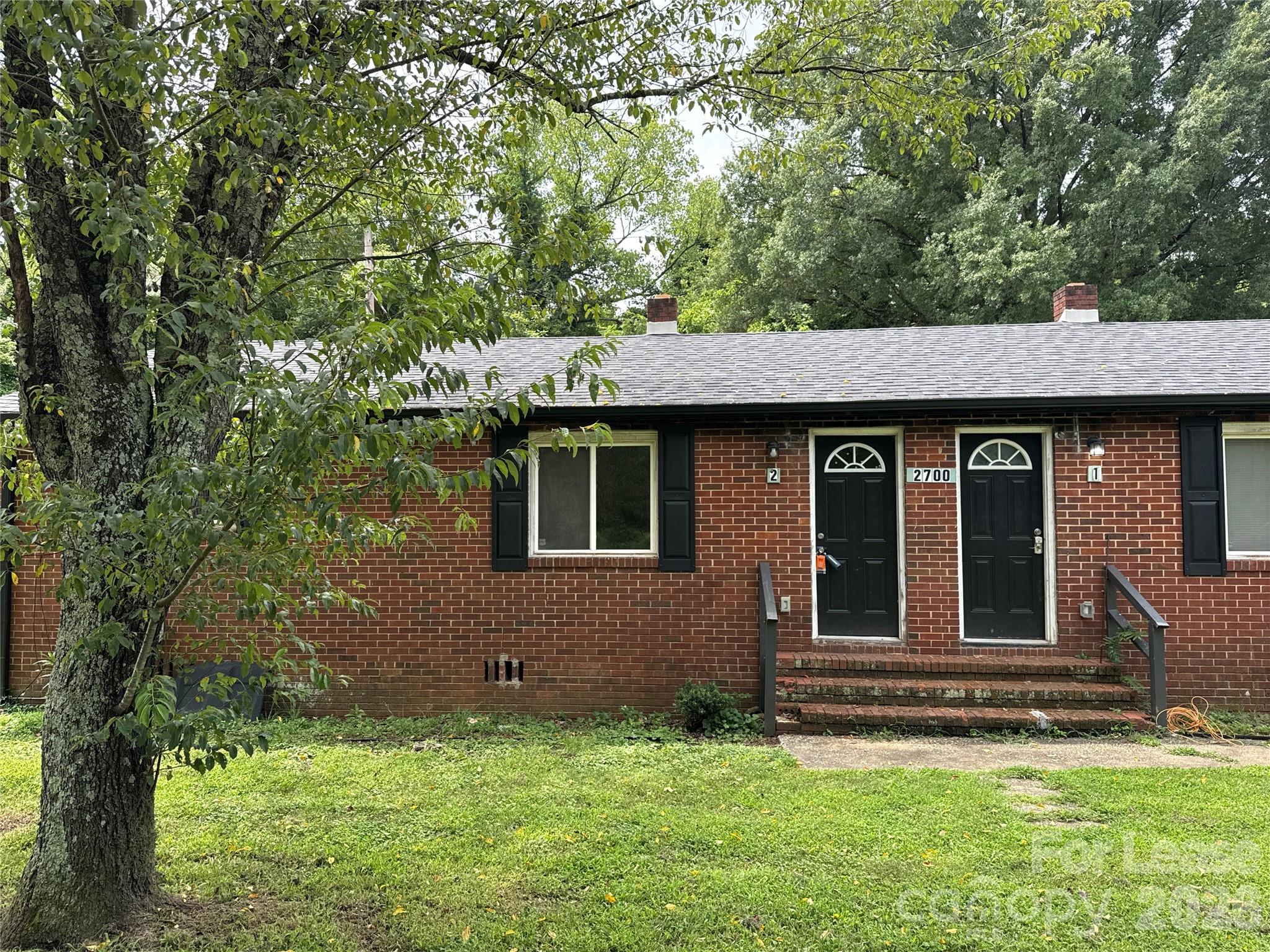 2700 Capitol Drive 2 Property Photo 1