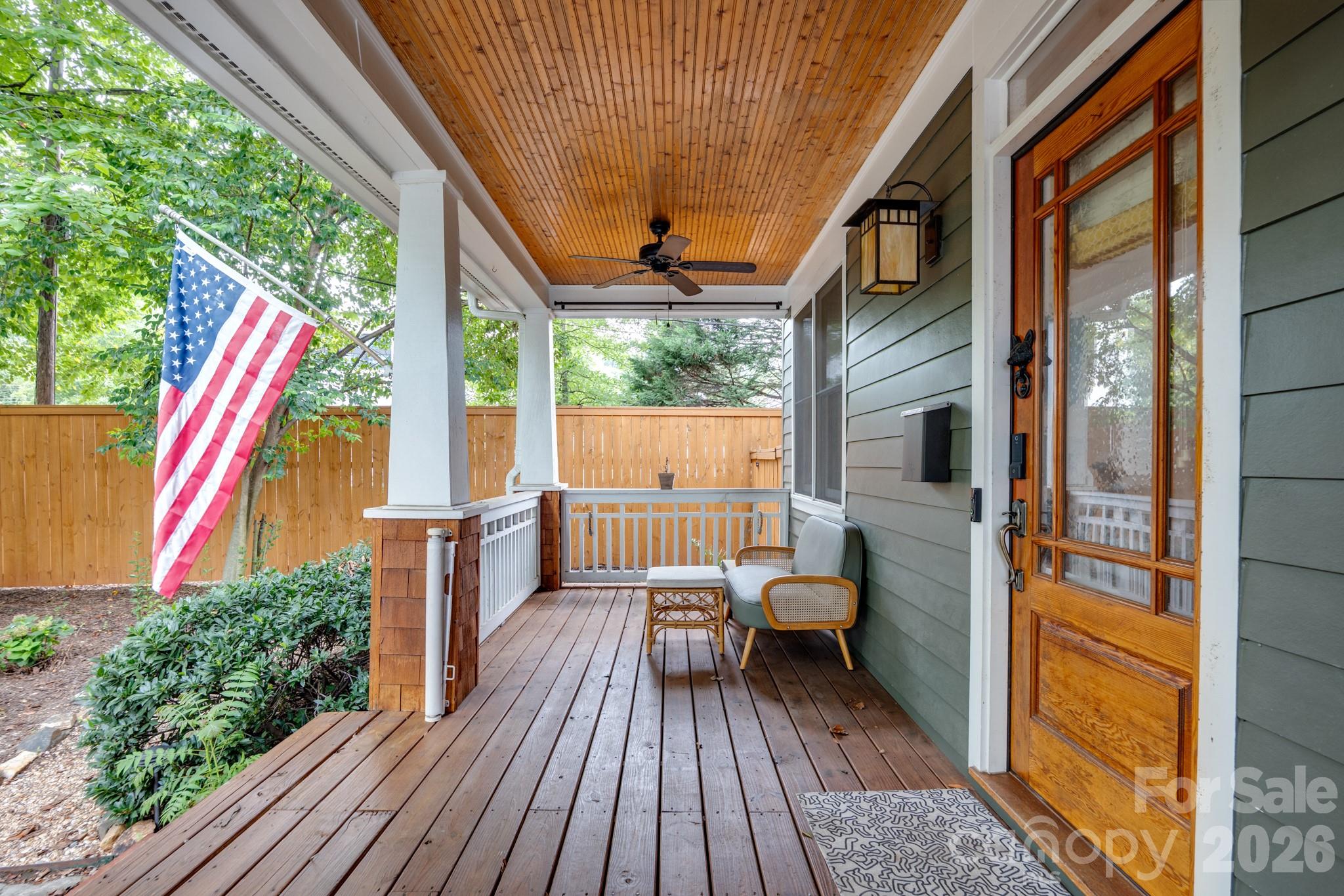 2013 Chesterfield Avenue Property Photo 2