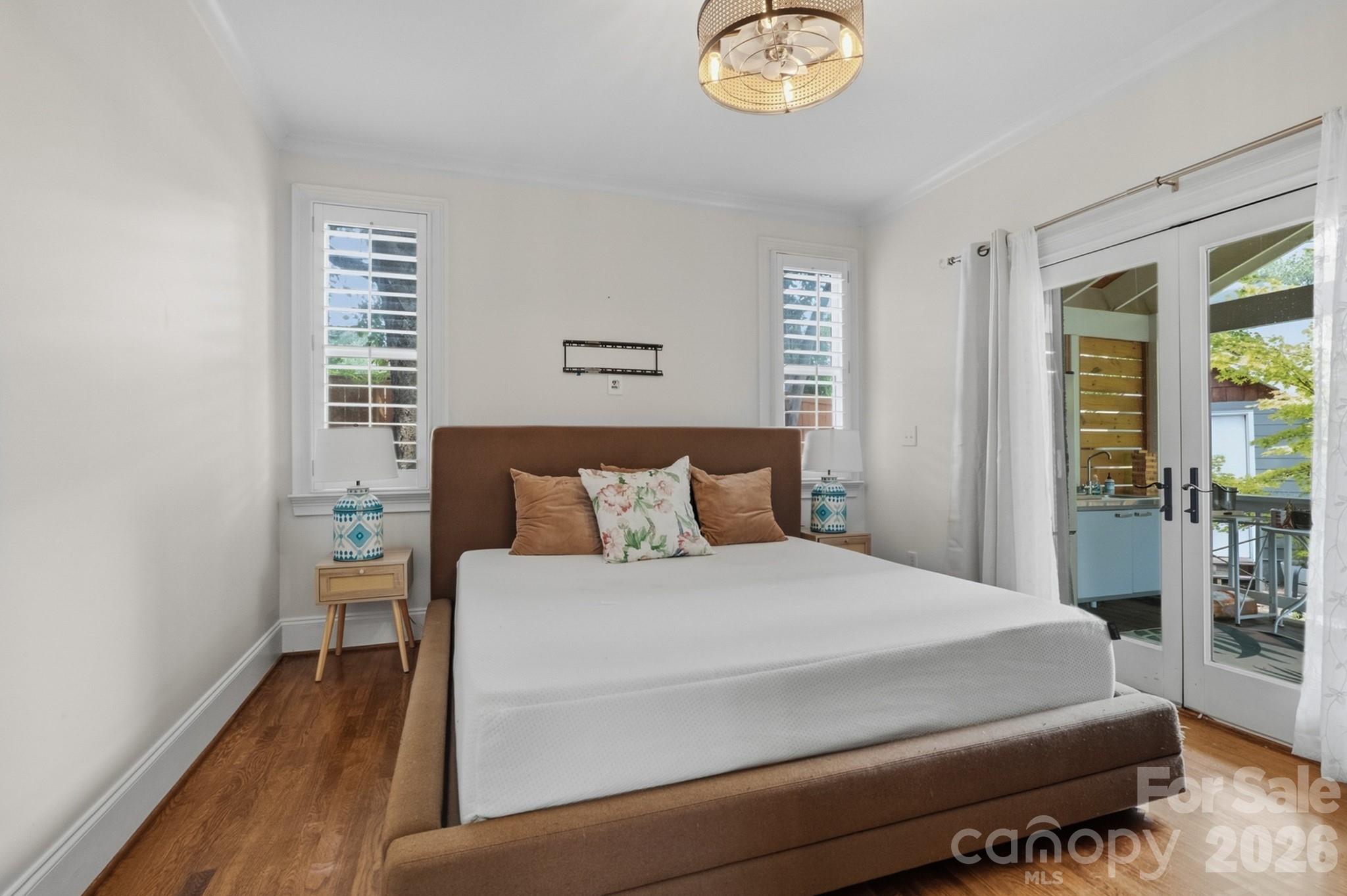 2013 Chesterfield Avenue Property Photo 13
