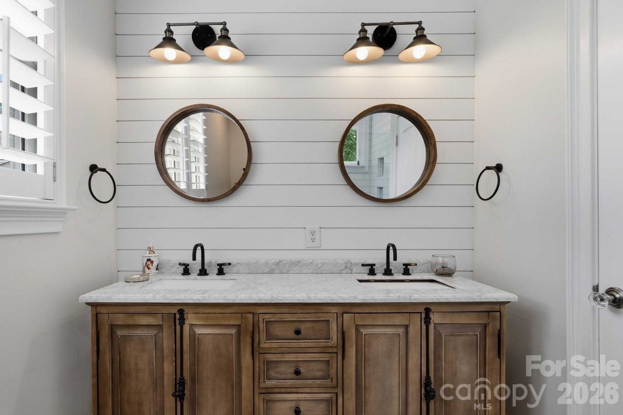 2013 Chesterfield Avenue Property Photo 16