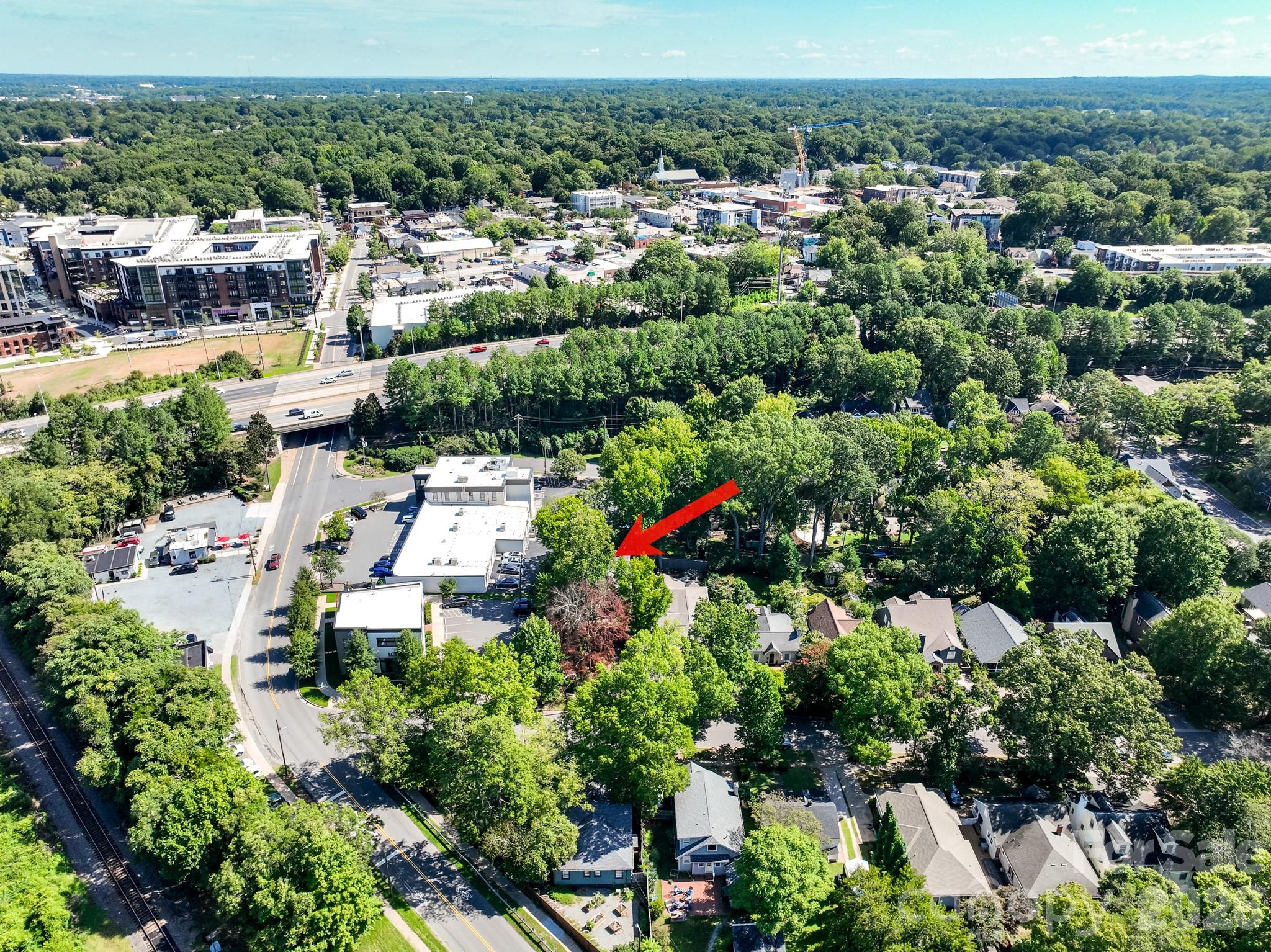 2013 Chesterfield Avenue Property Photo 37