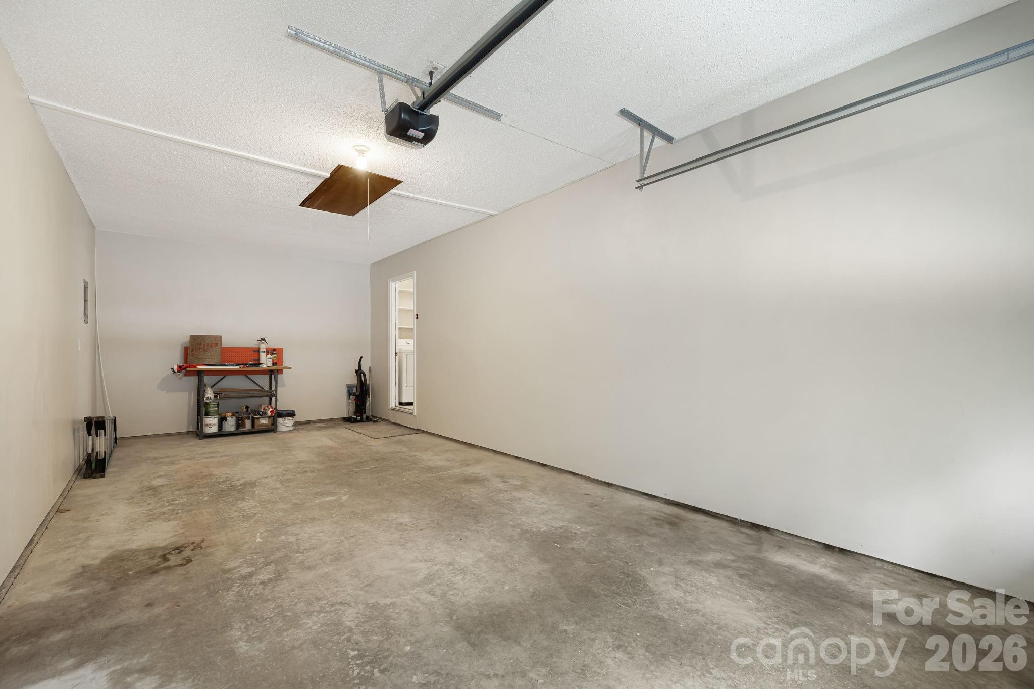 35 Golden Oaks Lane Property Photo 23