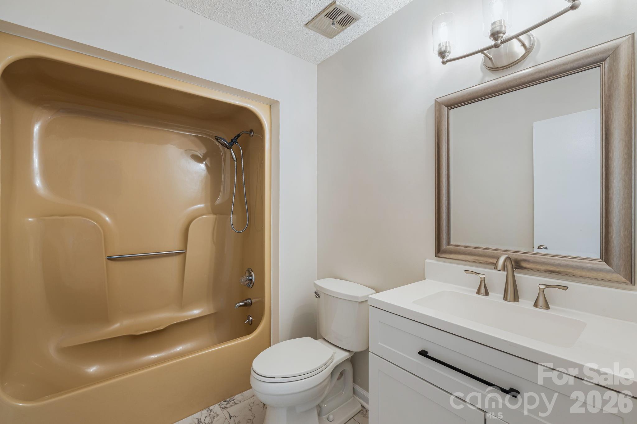35 Golden Oaks Lane Property Photo 30