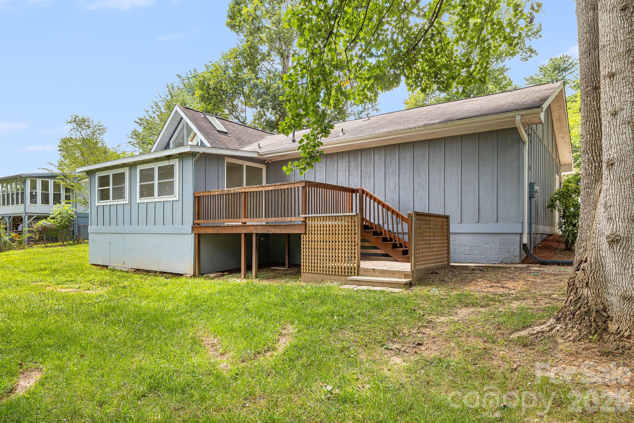 35 Golden Oaks Lane Property Photo 42
