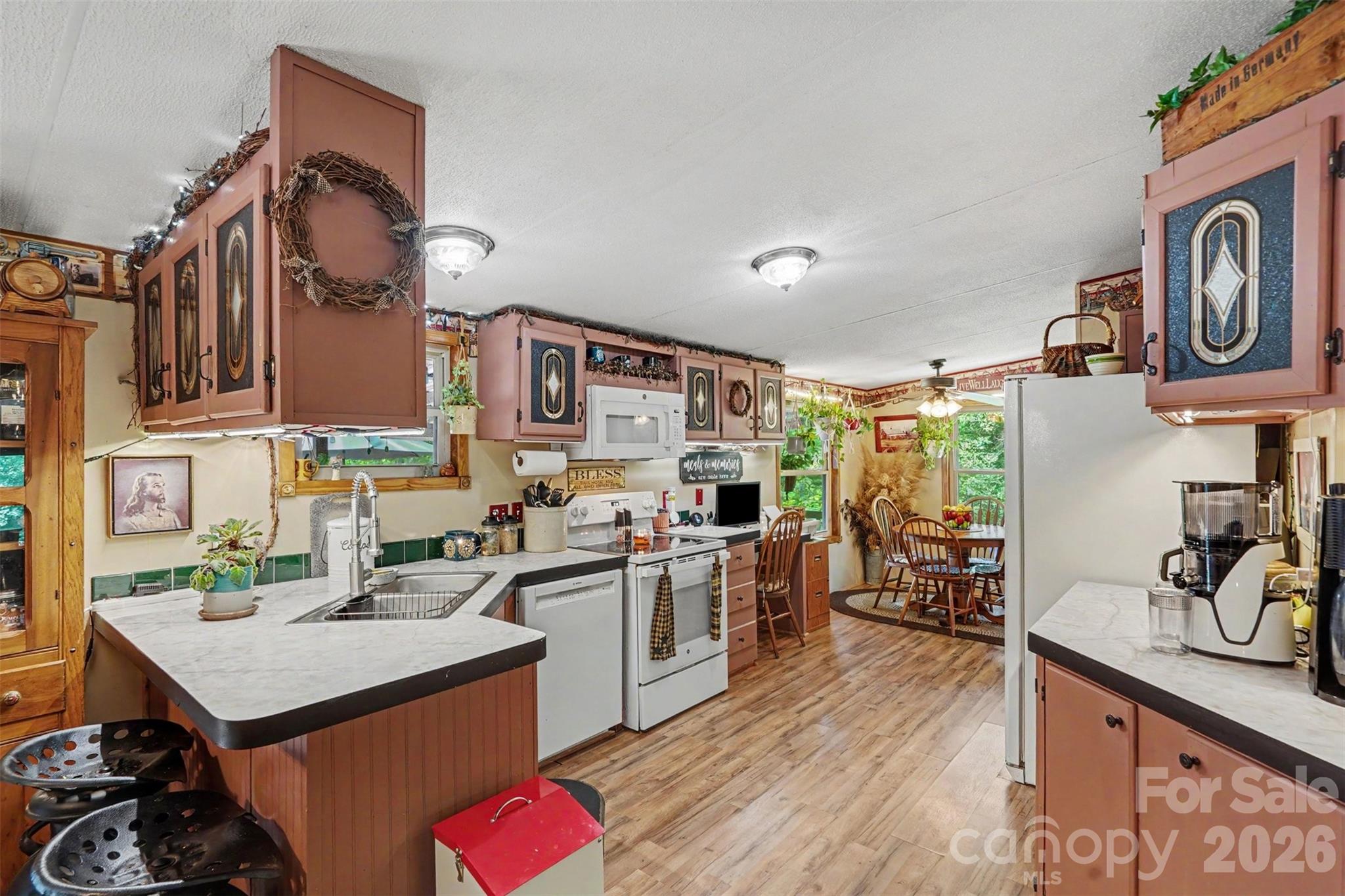 1206 Alberto Lane Property Photo 10