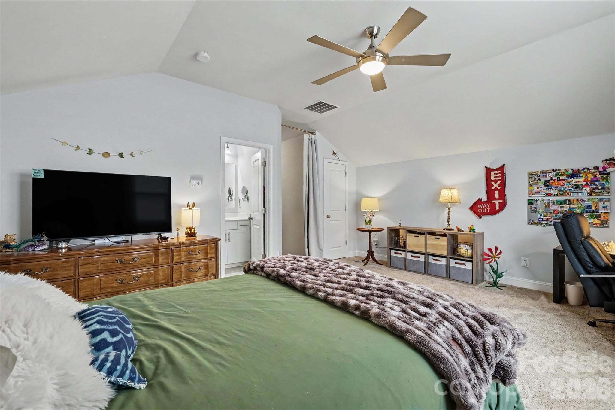 402 Dudley Drive Property Photo 24