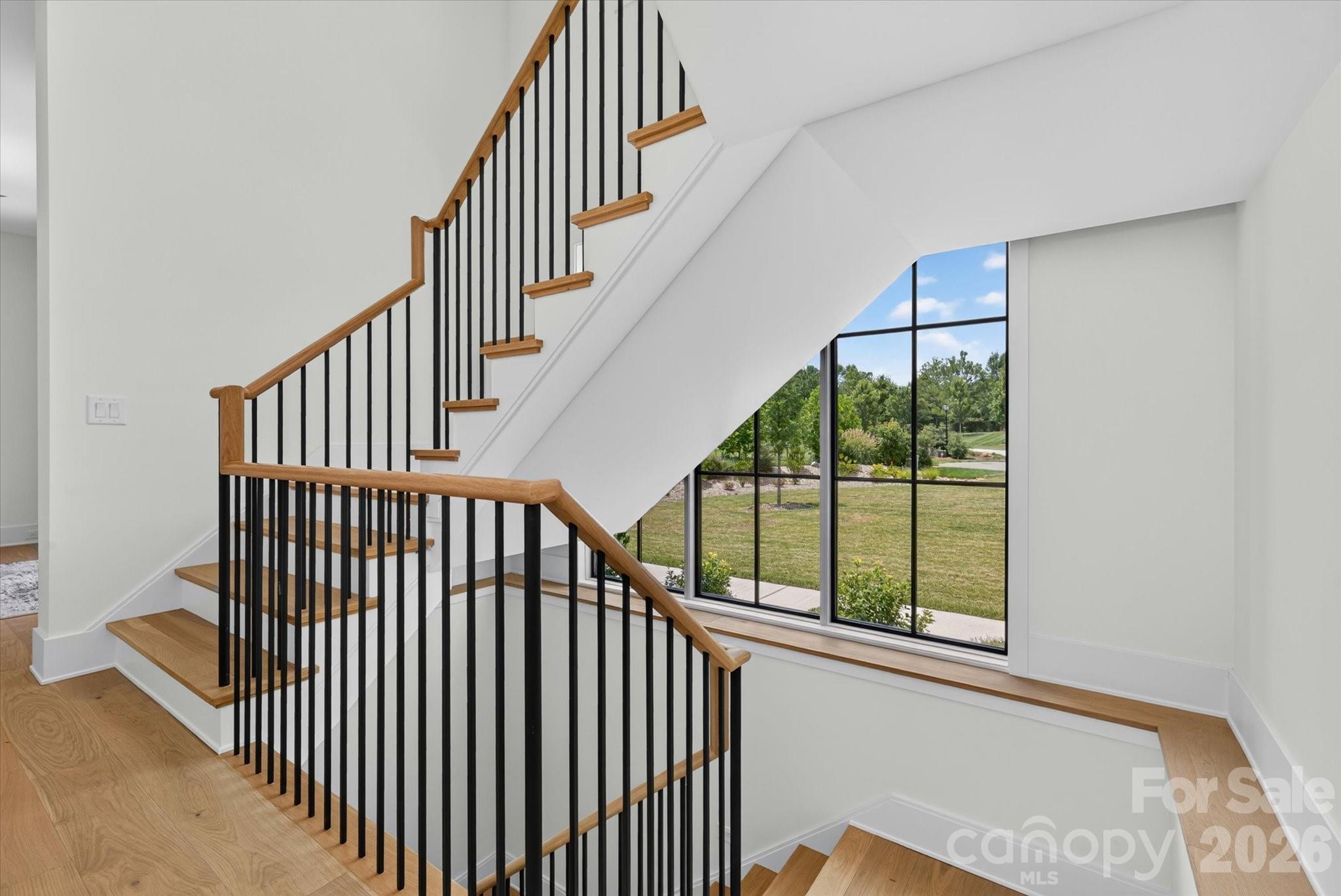 217 Crest Court Property Photo 35