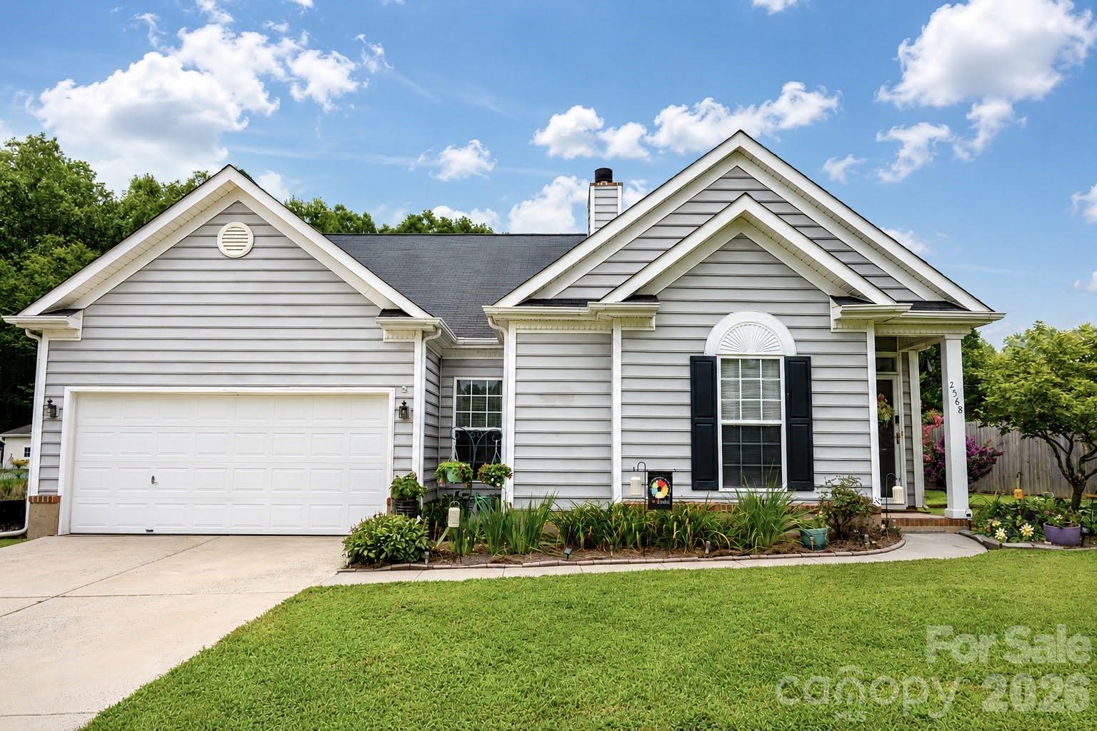 2568 Governors Pointe Court Property Photo 1
