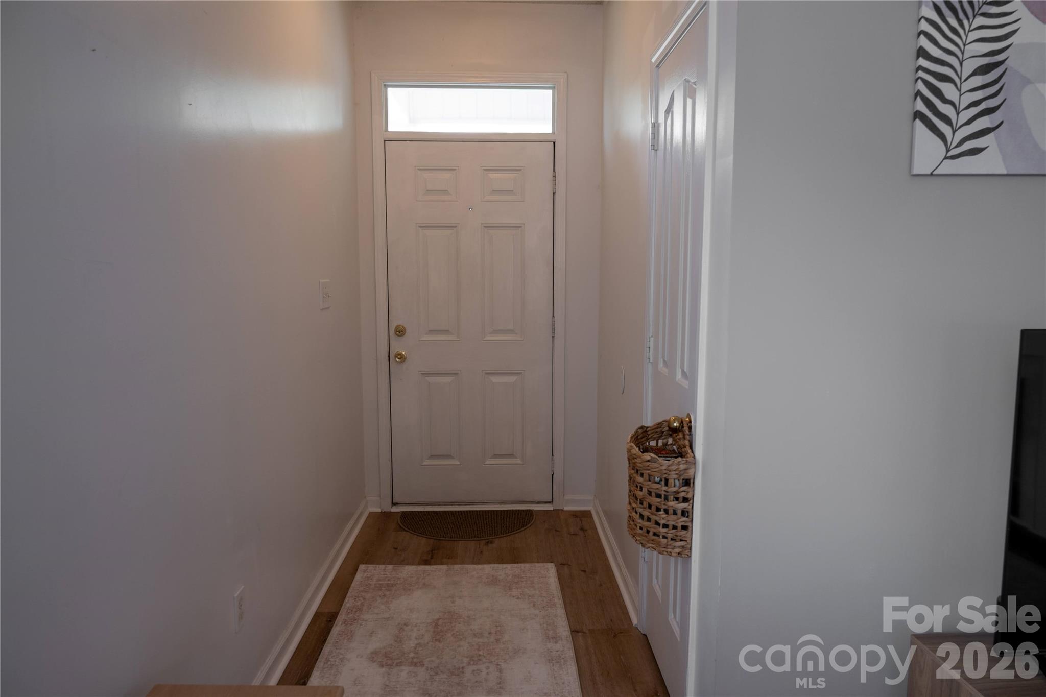 2568 Governors Pointe Court Property Photo 6