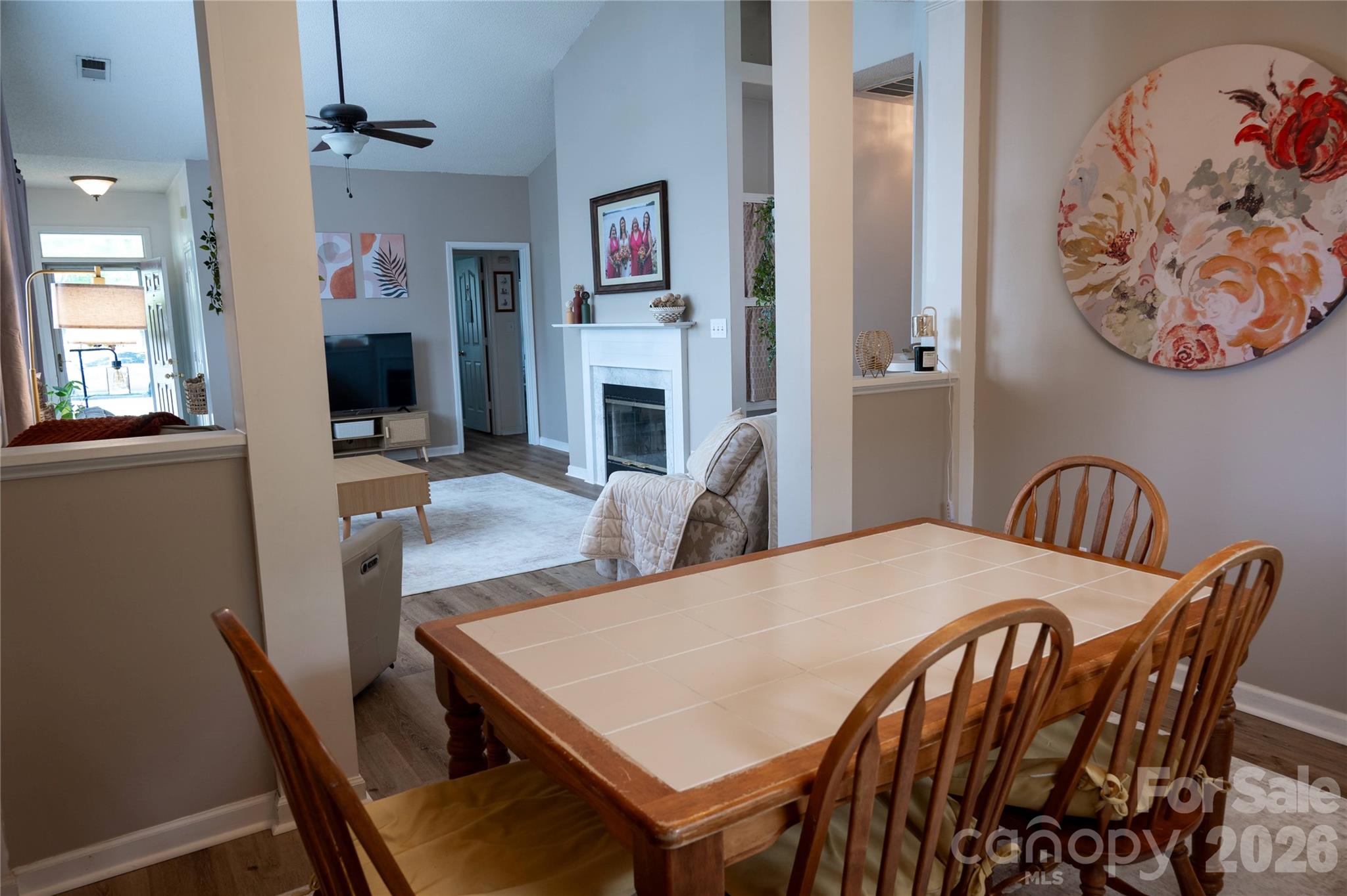 2568 Governors Pointe Court Property Photo 12
