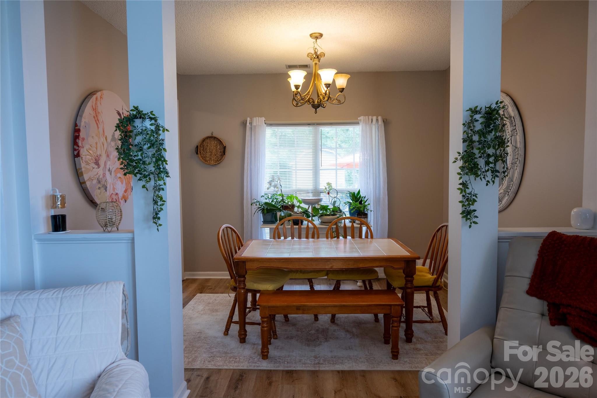 2568 Governors Pointe Court Property Photo 14