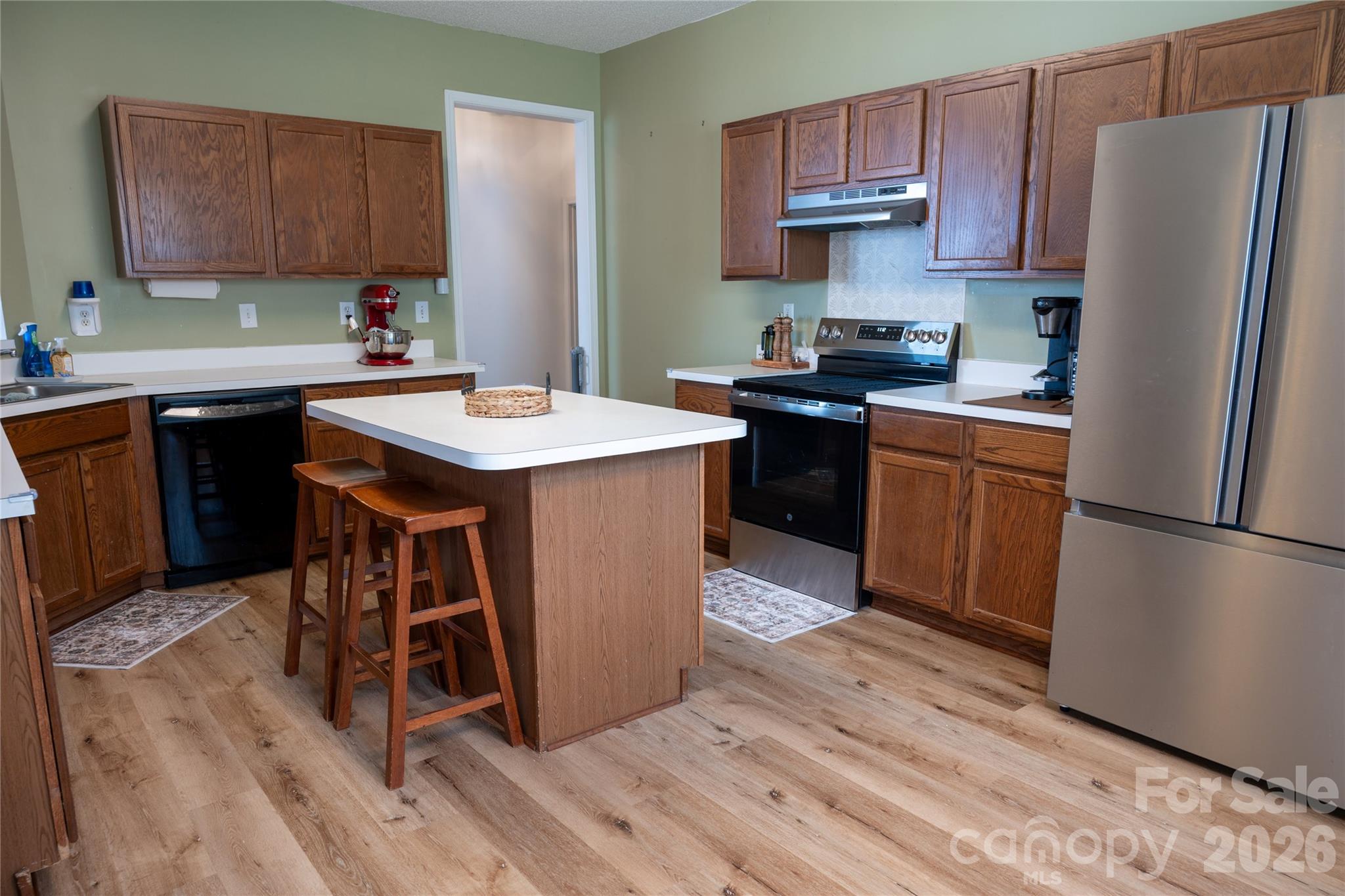 2568 Governors Pointe Court Property Photo 16
