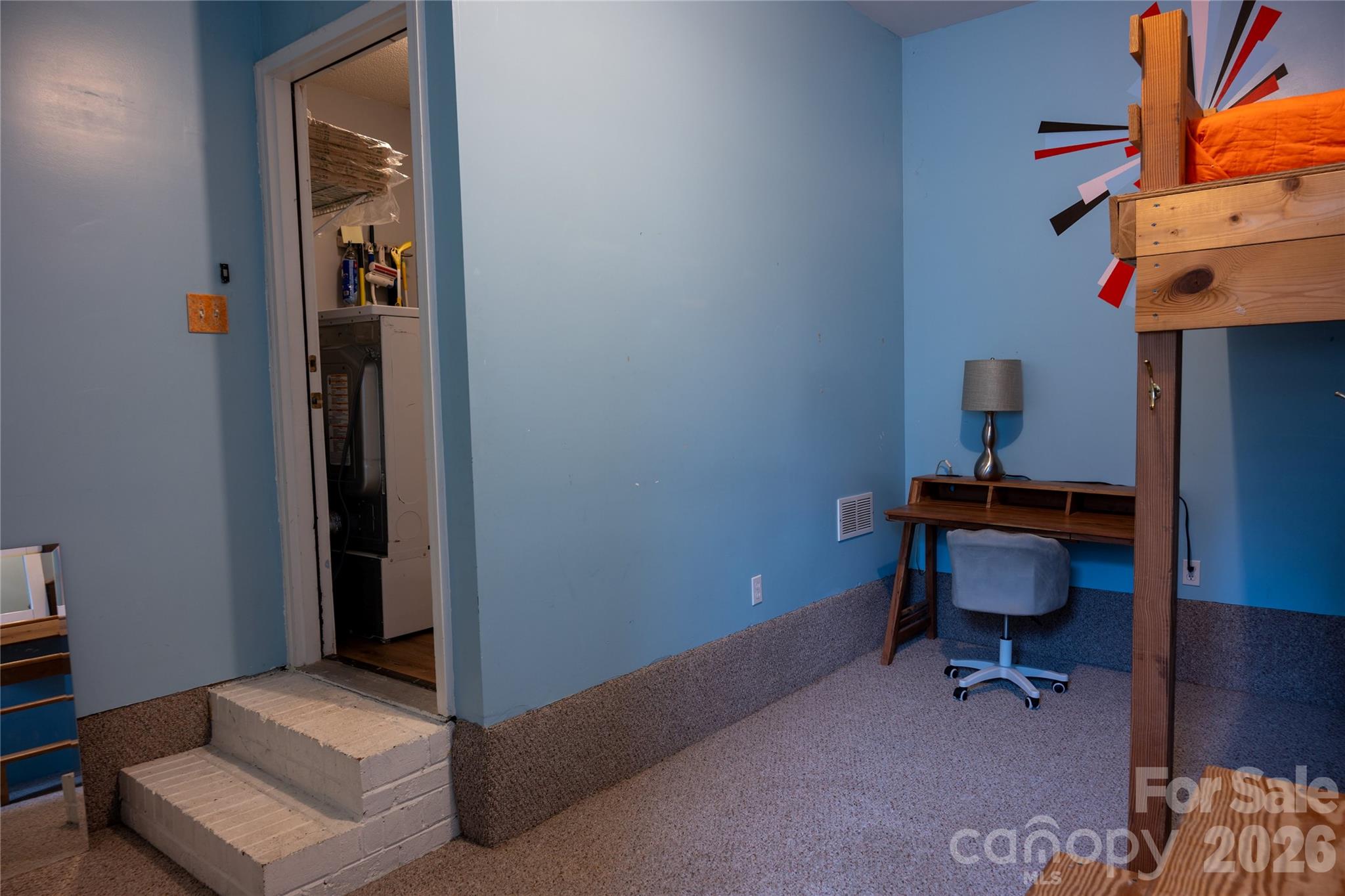 2568 Governors Pointe Court Property Photo 35
