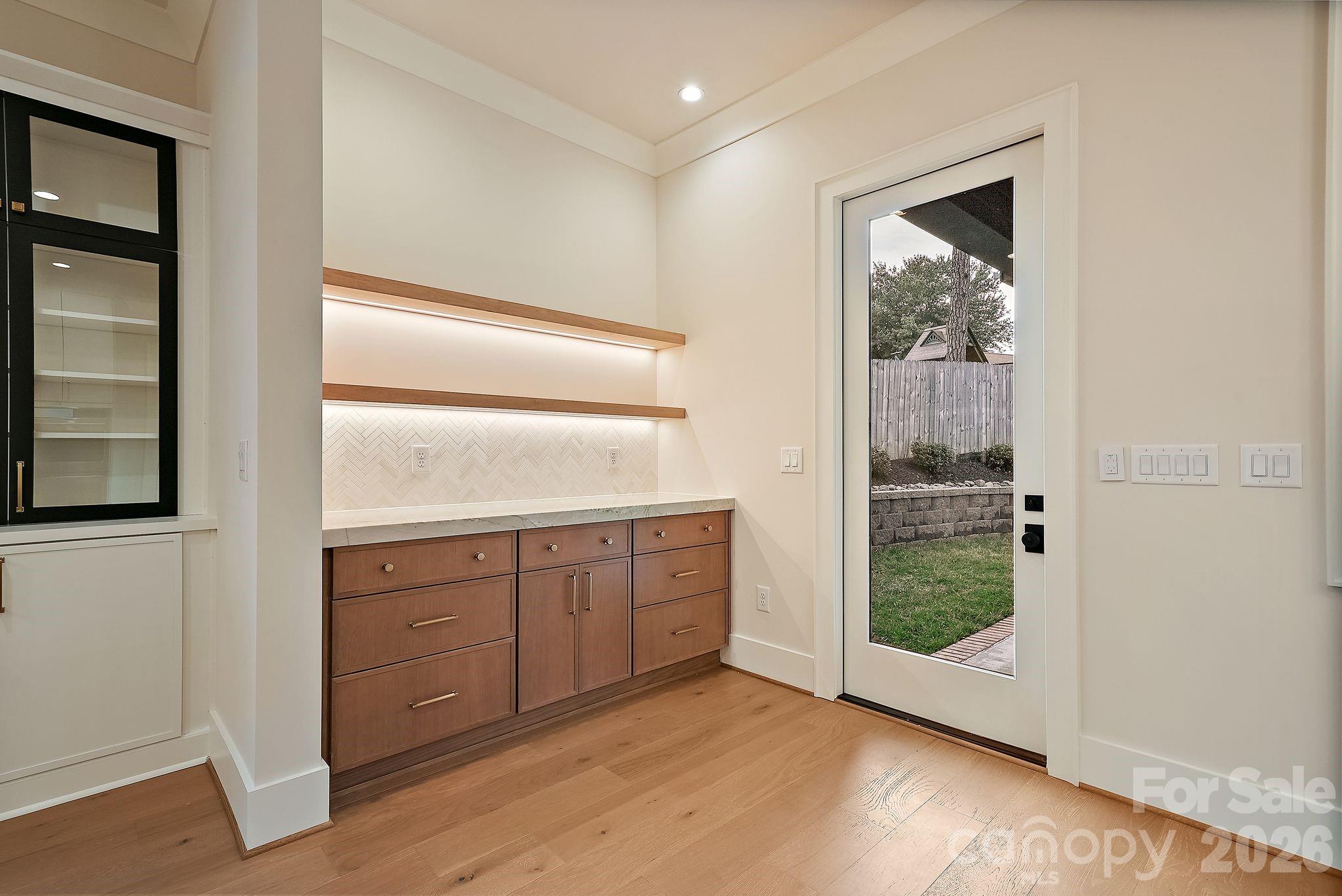 21617 Rio Oro Drive Property Photo 14