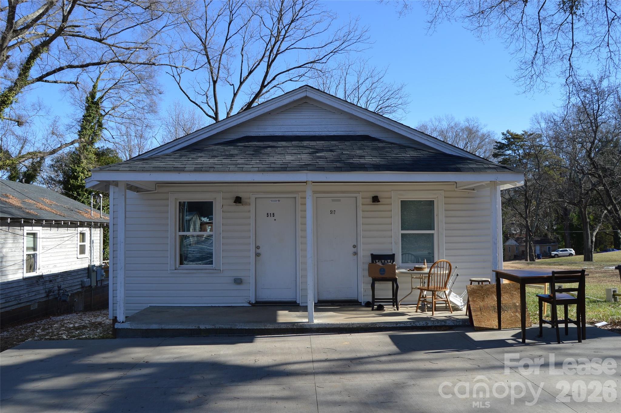 515 S Elm Street Property Photo 2