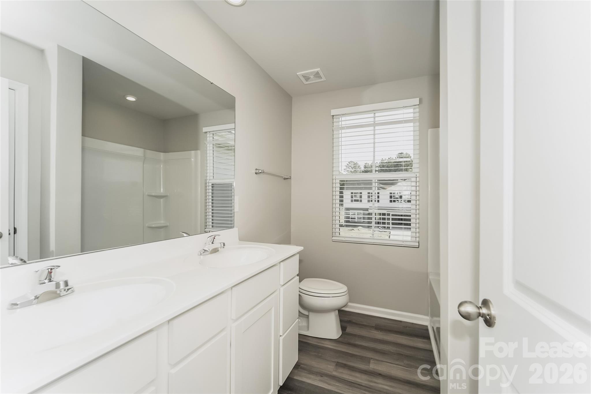 1017 Jeffrey Court Property Photo 14