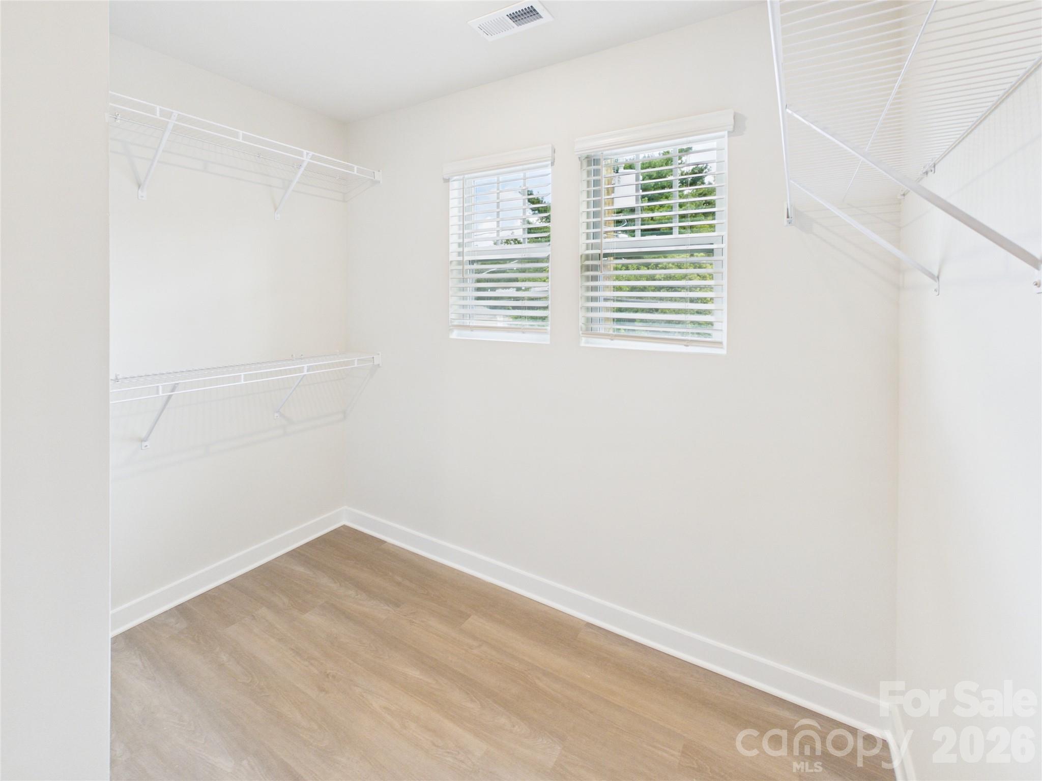 105 N Dilling Street 01 Property Photo 22