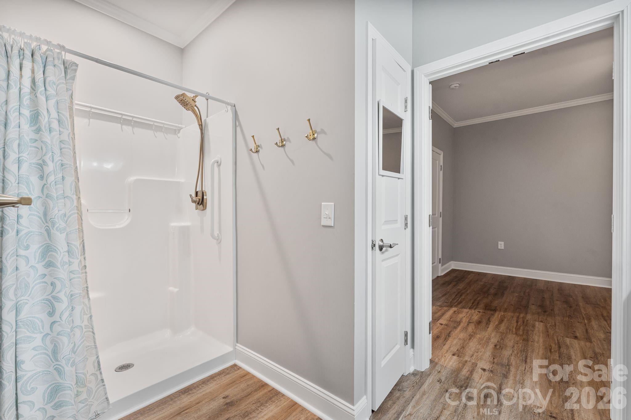 823 Iris Lane Property Photo 23