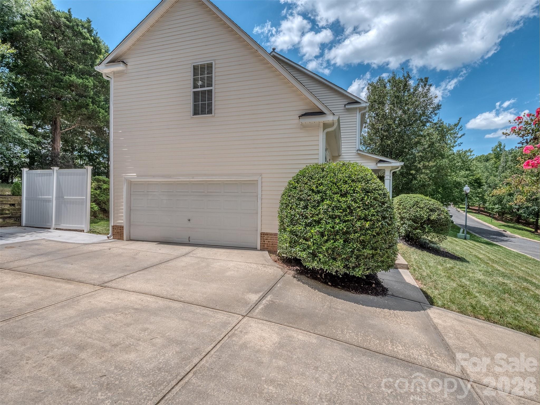 12657 Cardinal Woods Drive Property Photo 29
