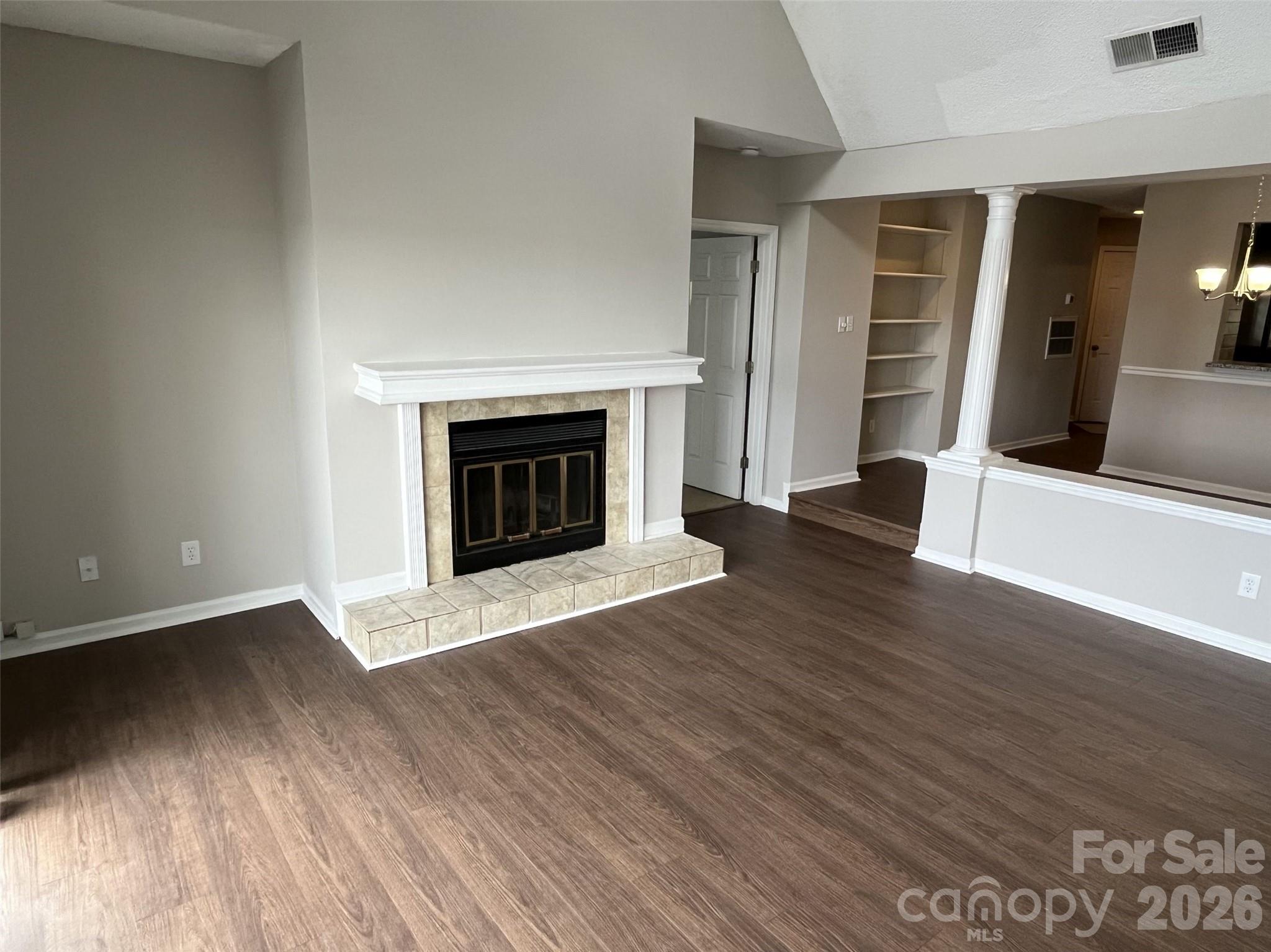 9041 J M Keynes Drive 6 Property Photo 13