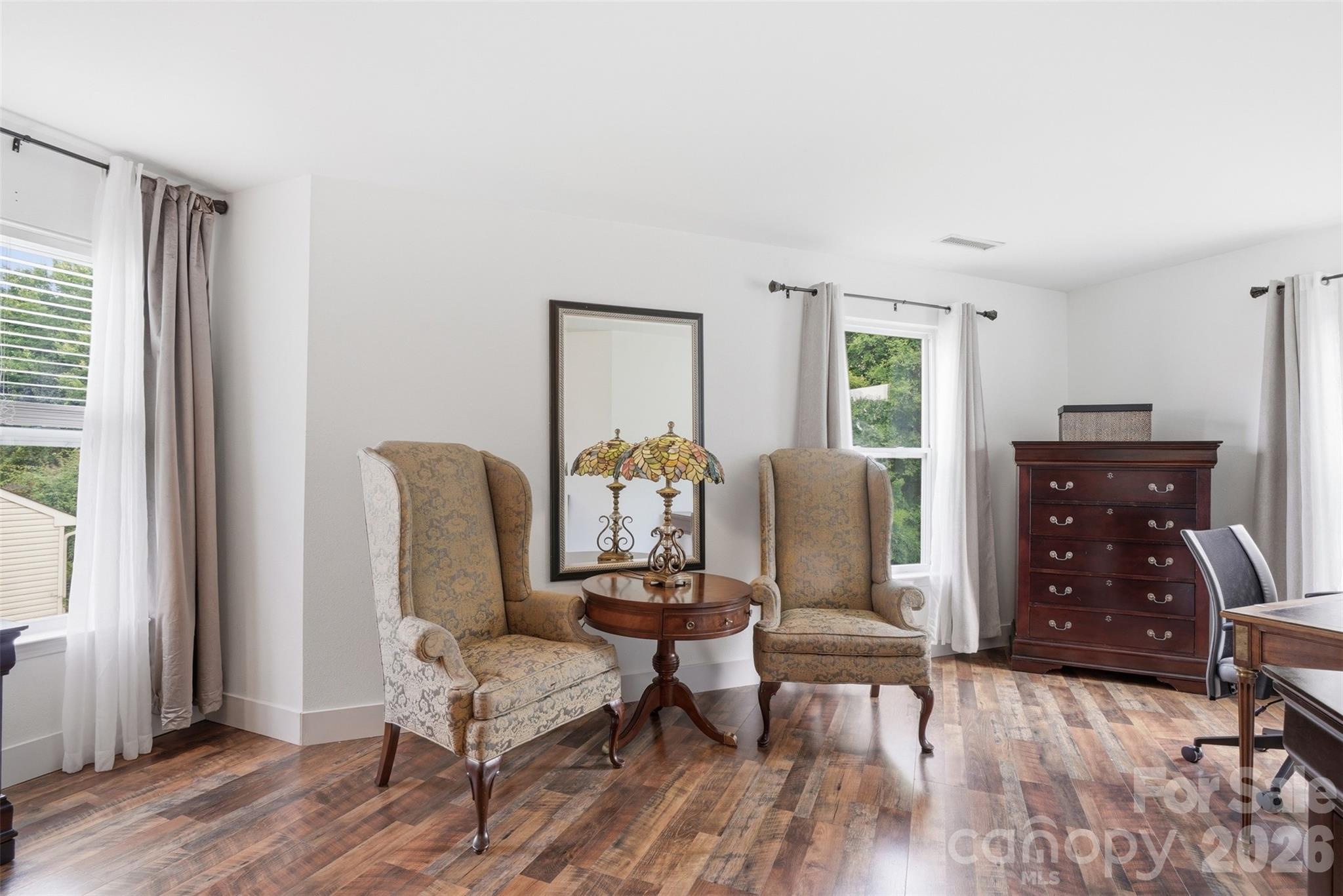 1957 Leesburg Drive Property Photo 14