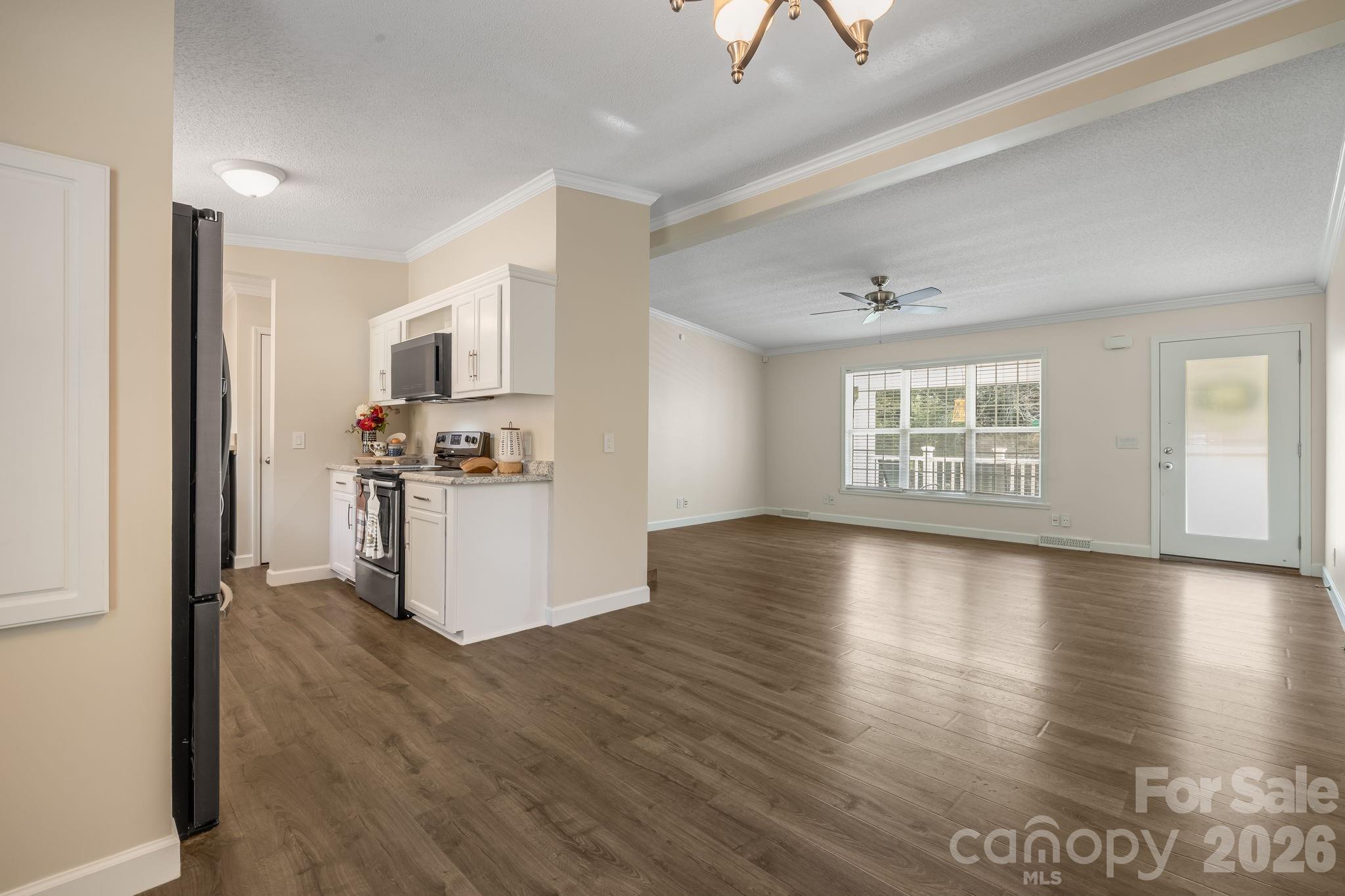 710 Stoney Mountain Road Property Photo 12