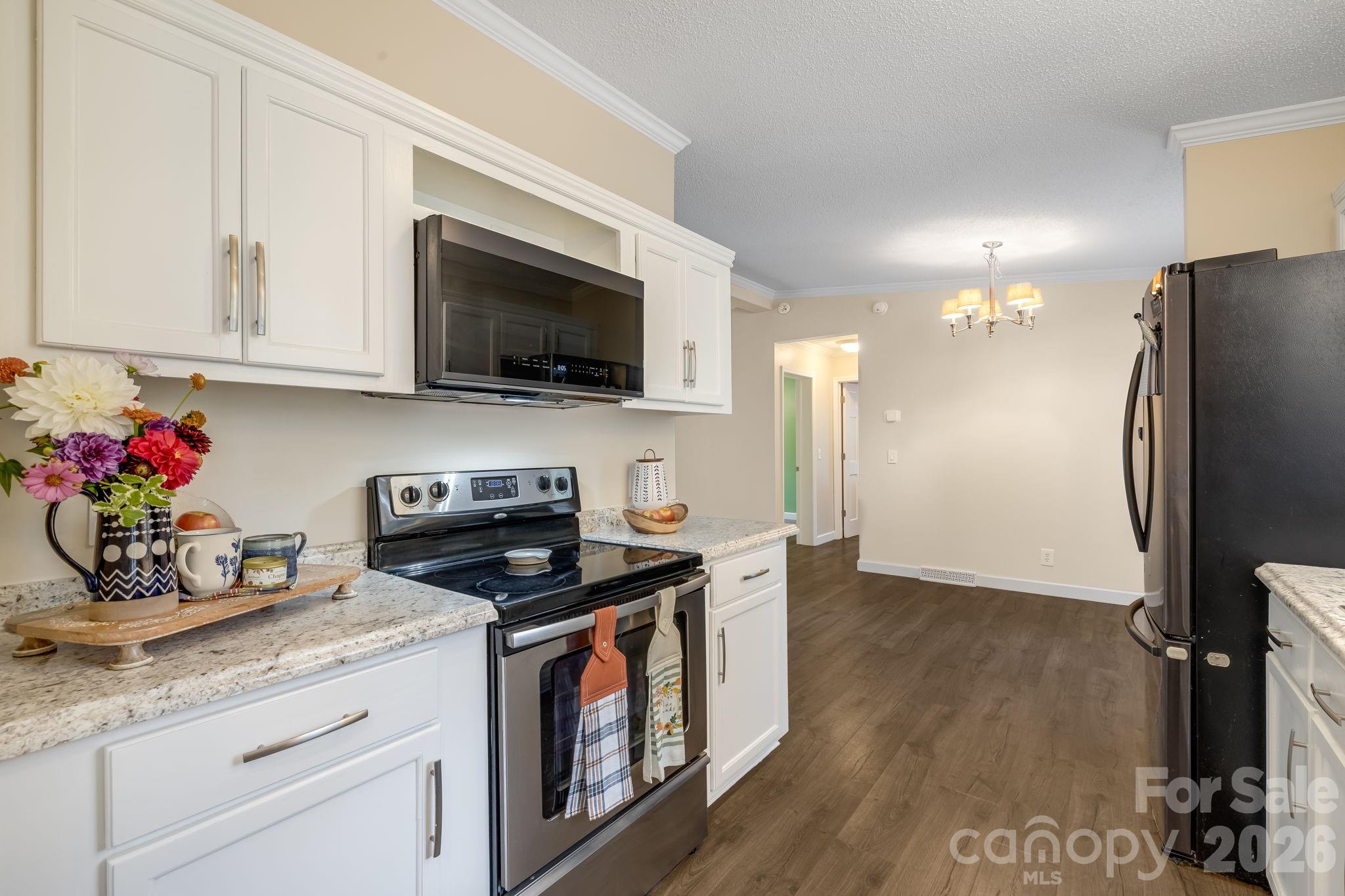 710 Stoney Mountain Road Property Photo 15
