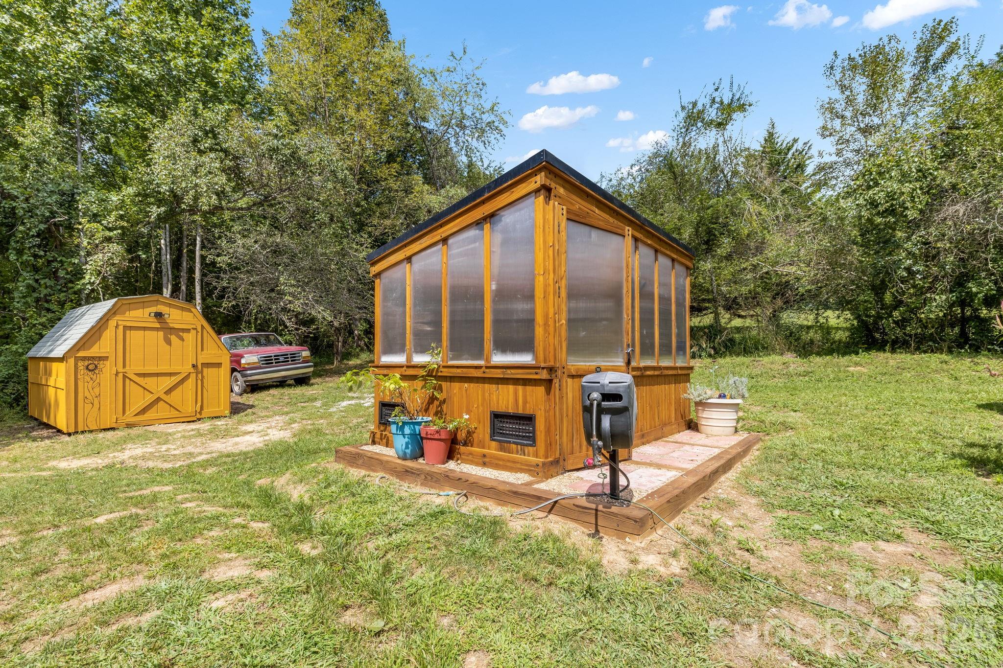 710 Stoney Mountain Road Property Photo 37