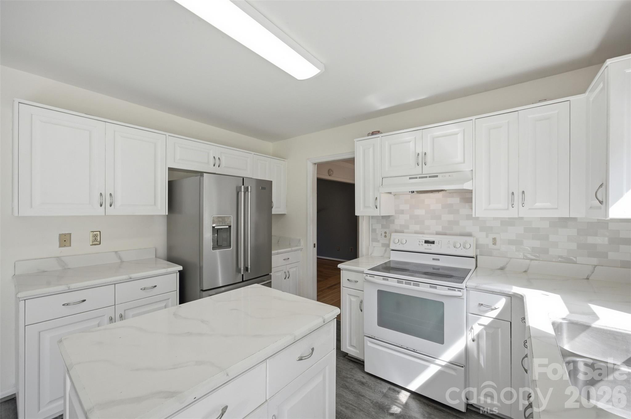 3110 Ivy Creek Road Property Photo 16