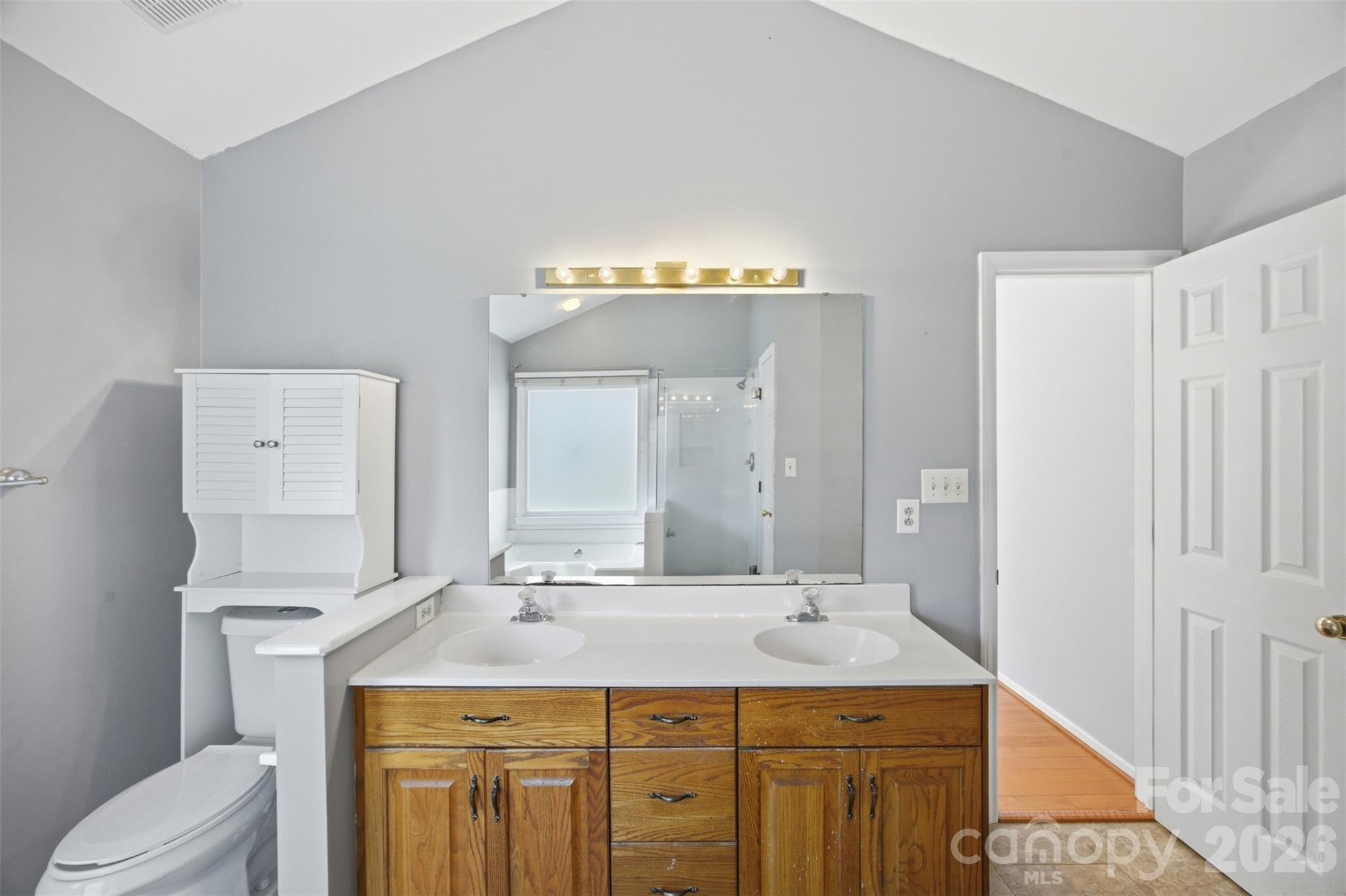3110 Ivy Creek Road Property Photo 24