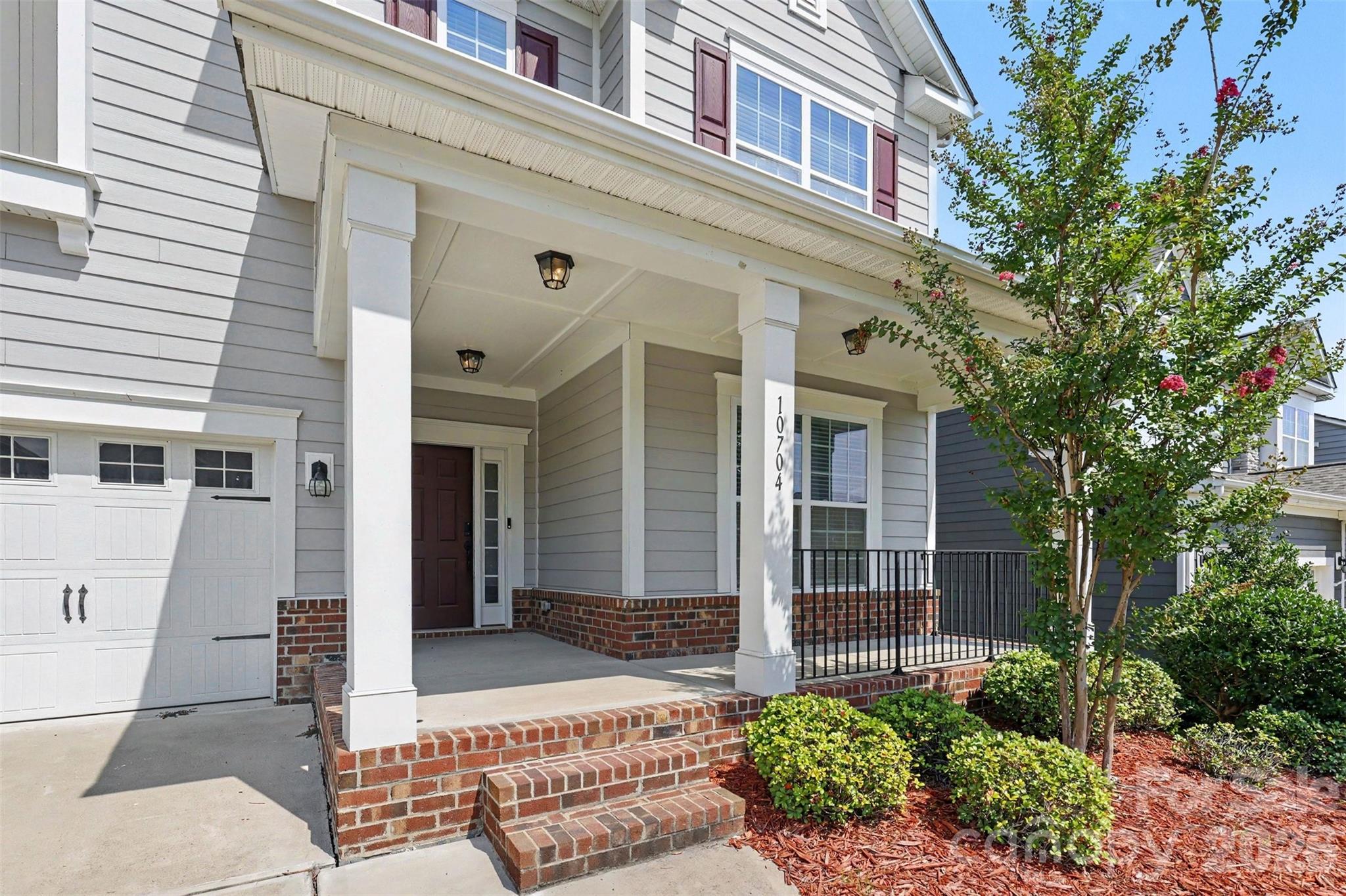 10704 Sky Chase Avenue Property Photo 4