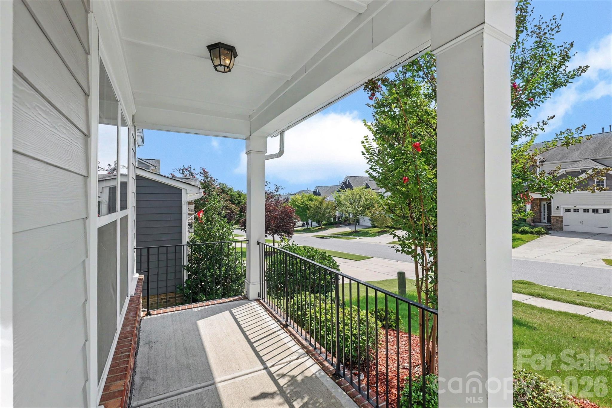 10704 Sky Chase Avenue Property Photo 5