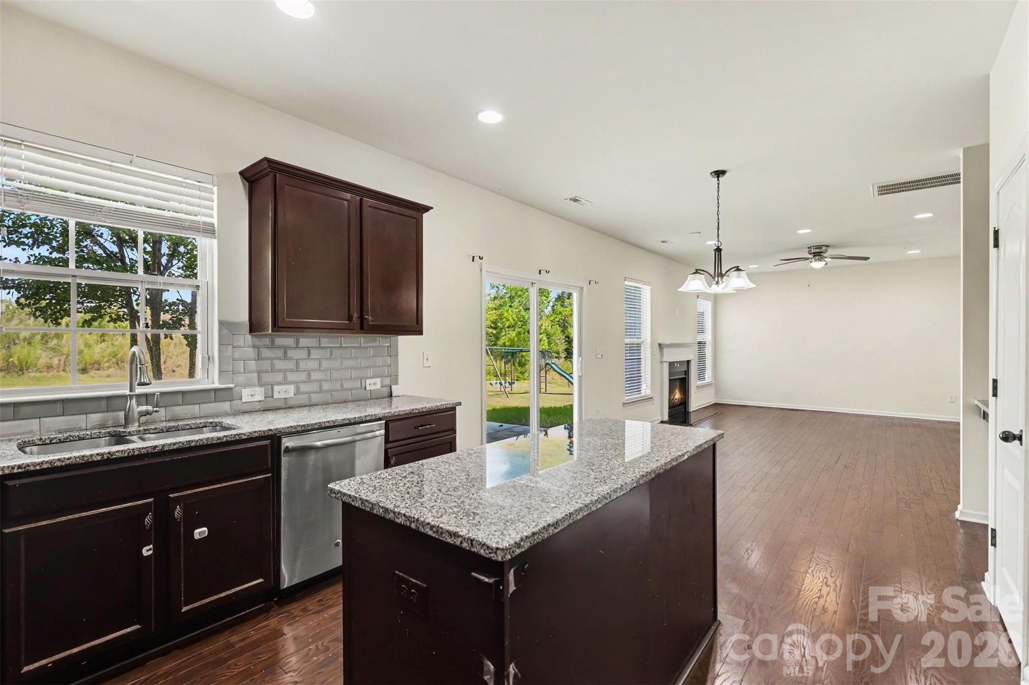 10704 Sky Chase Avenue Property Photo 16