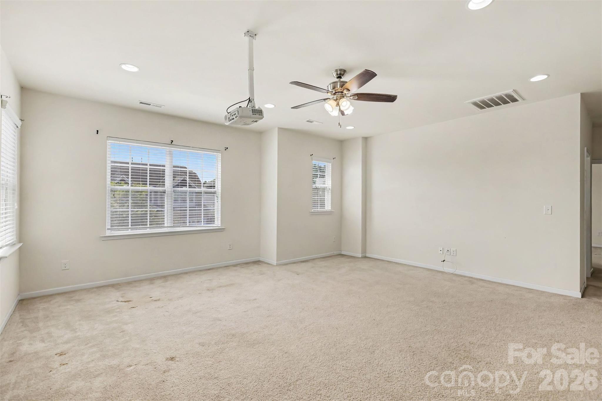 10704 Sky Chase Avenue Property Photo 24