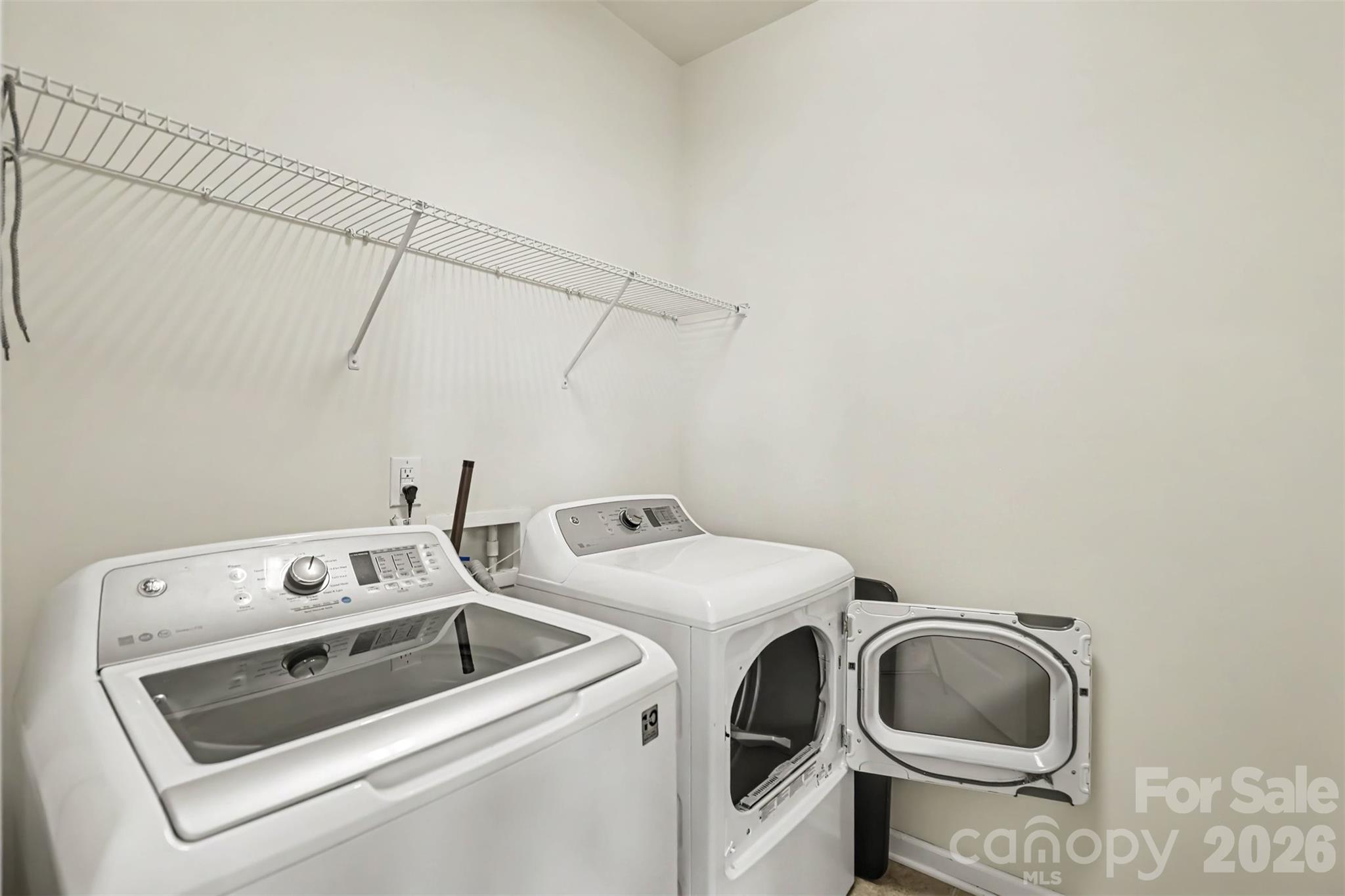 10704 Sky Chase Avenue Property Photo 34