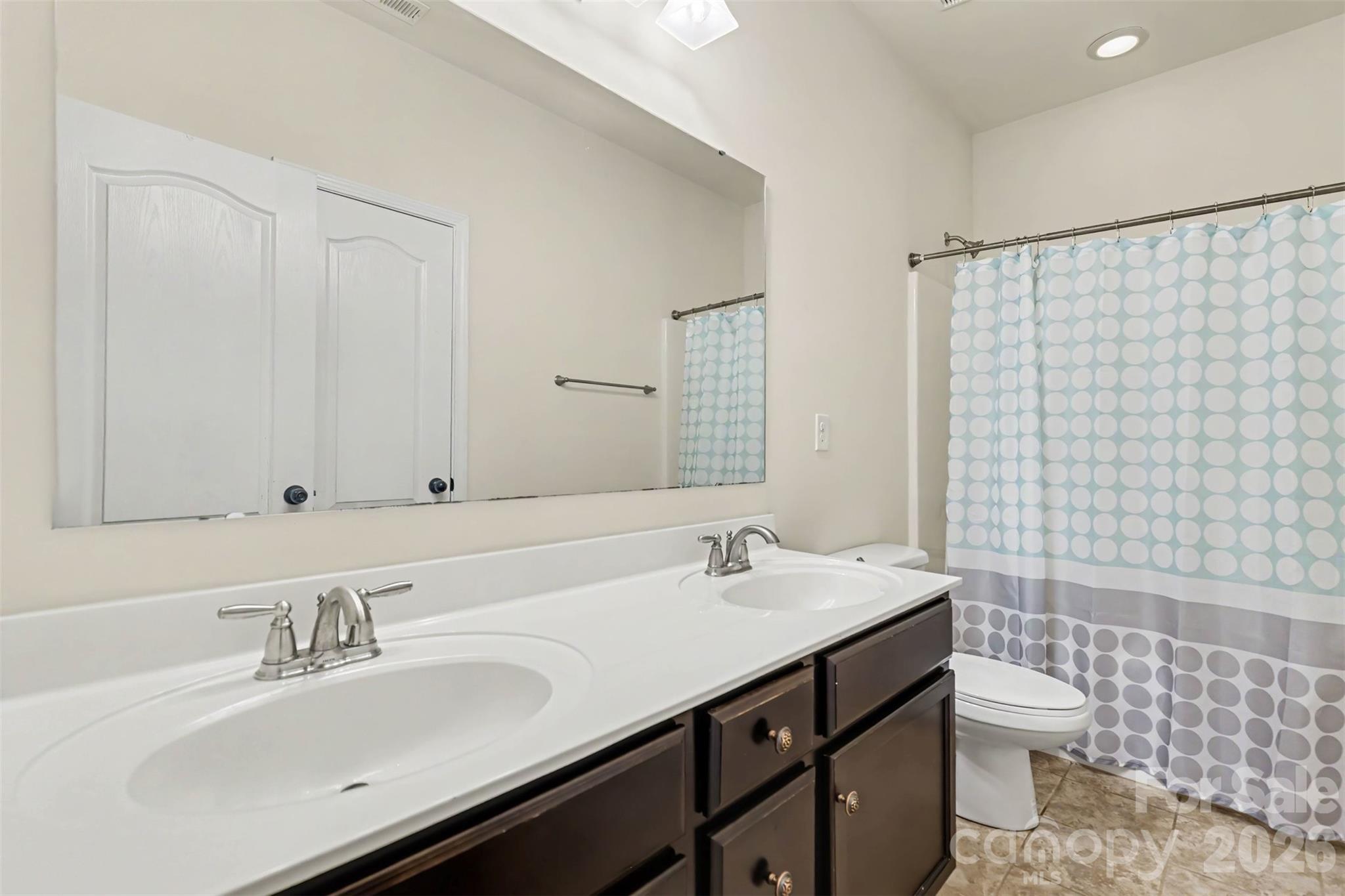 10704 Sky Chase Avenue Property Photo 37