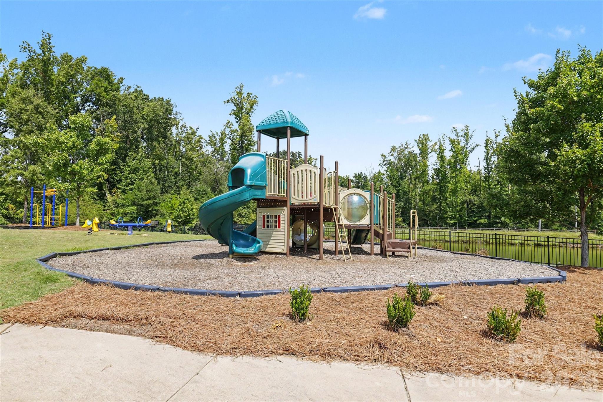 10704 Sky Chase Avenue Property Photo 43