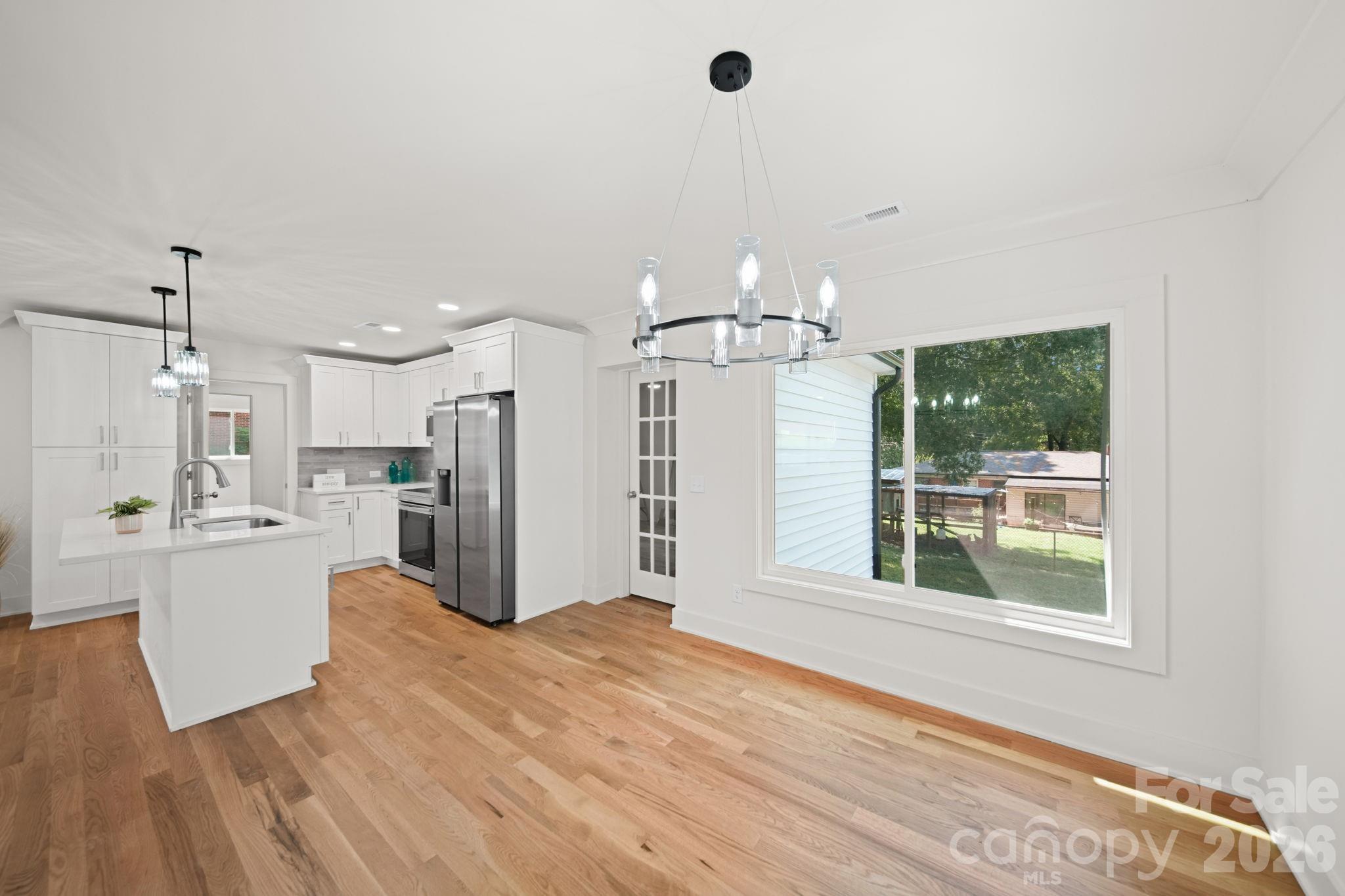 1041 Watts Drive Property Photo 8