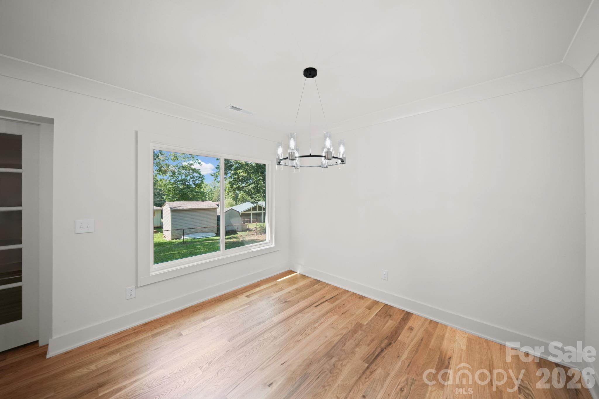1041 Watts Drive Property Photo 9