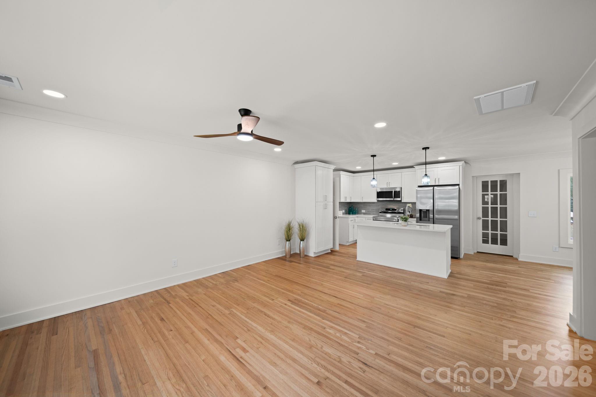 1041 Watts Drive Property Photo 10