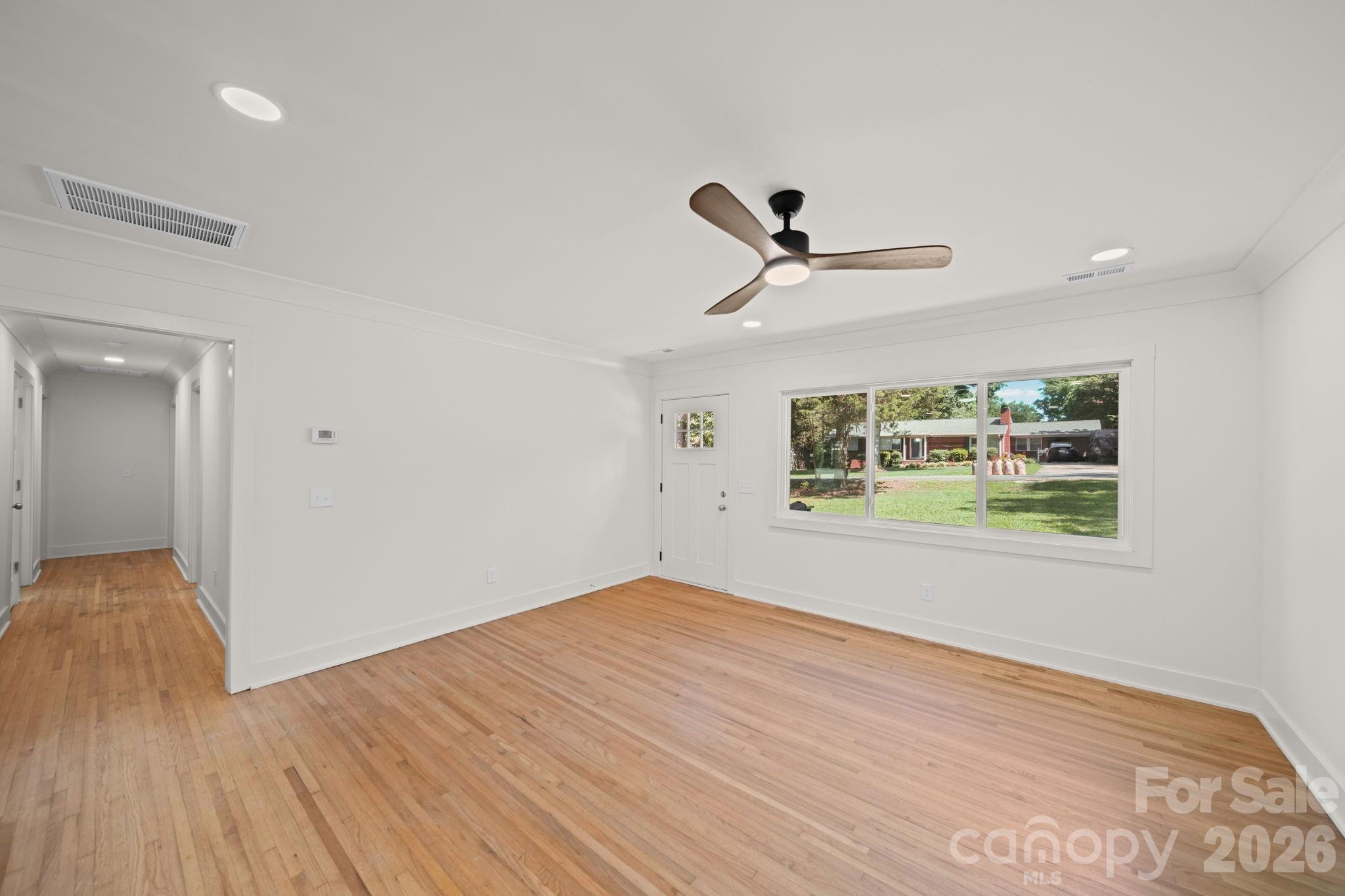1041 Watts Drive Property Photo 12