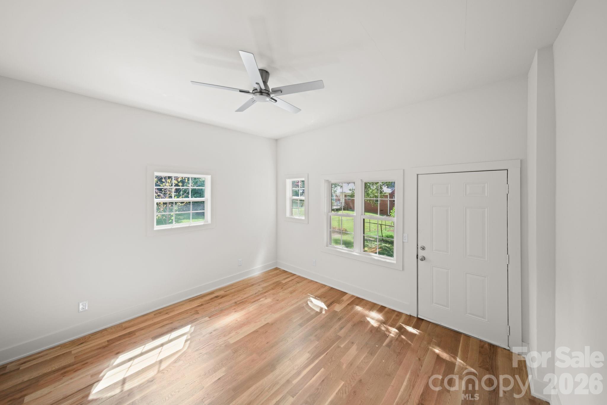 1041 Watts Drive Property Photo 13