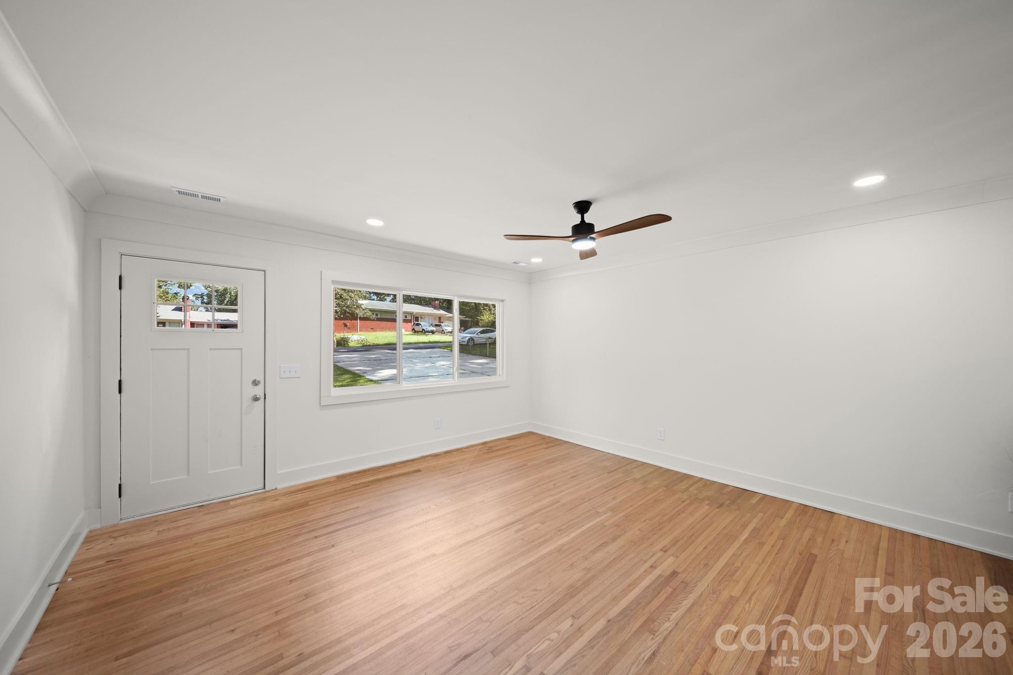 1041 Watts Drive Property Photo 14